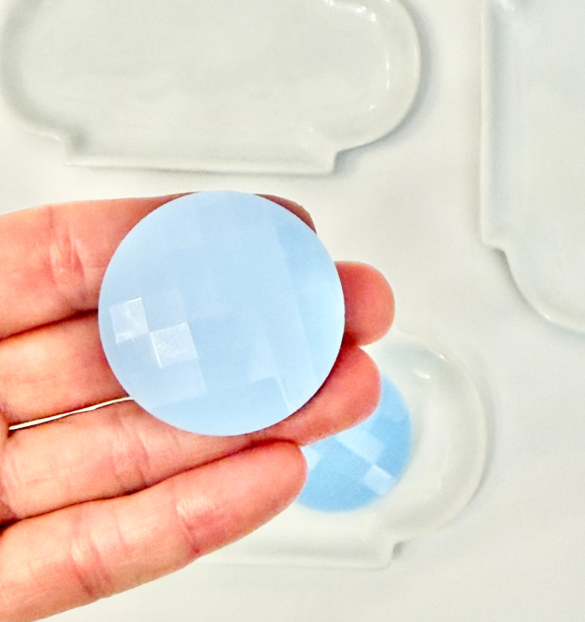 The most fabulous perwinkle faceted glass button earrings.... oh the color!