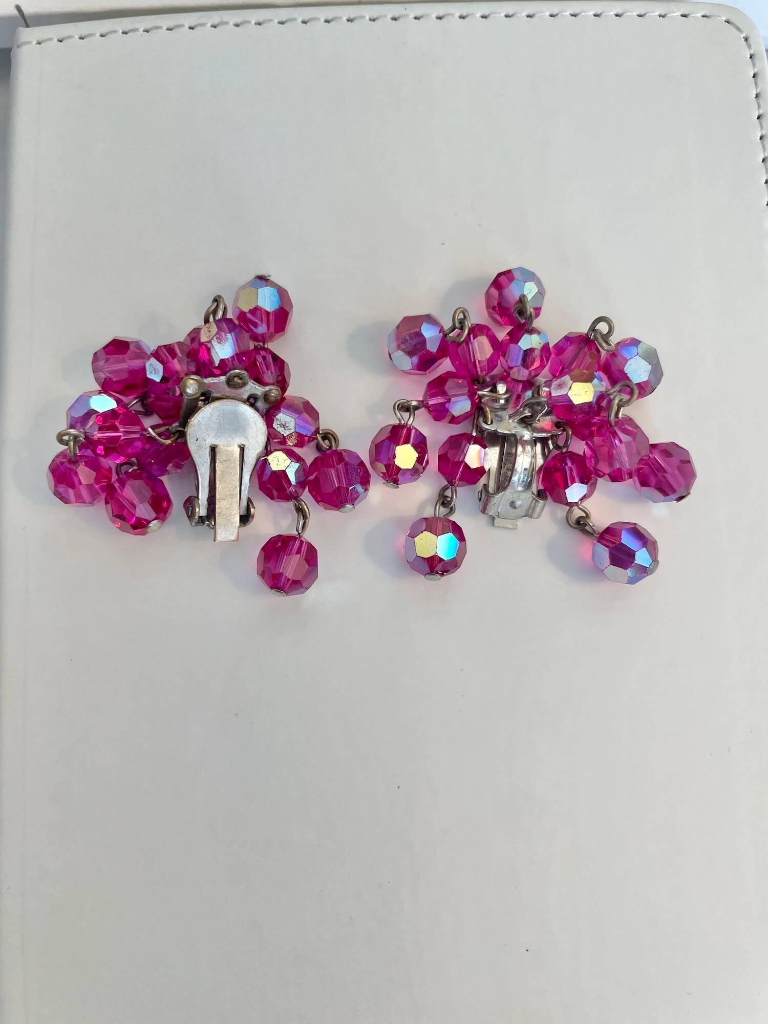 1960's Flirty gal magenta glass waterfall clip earrings