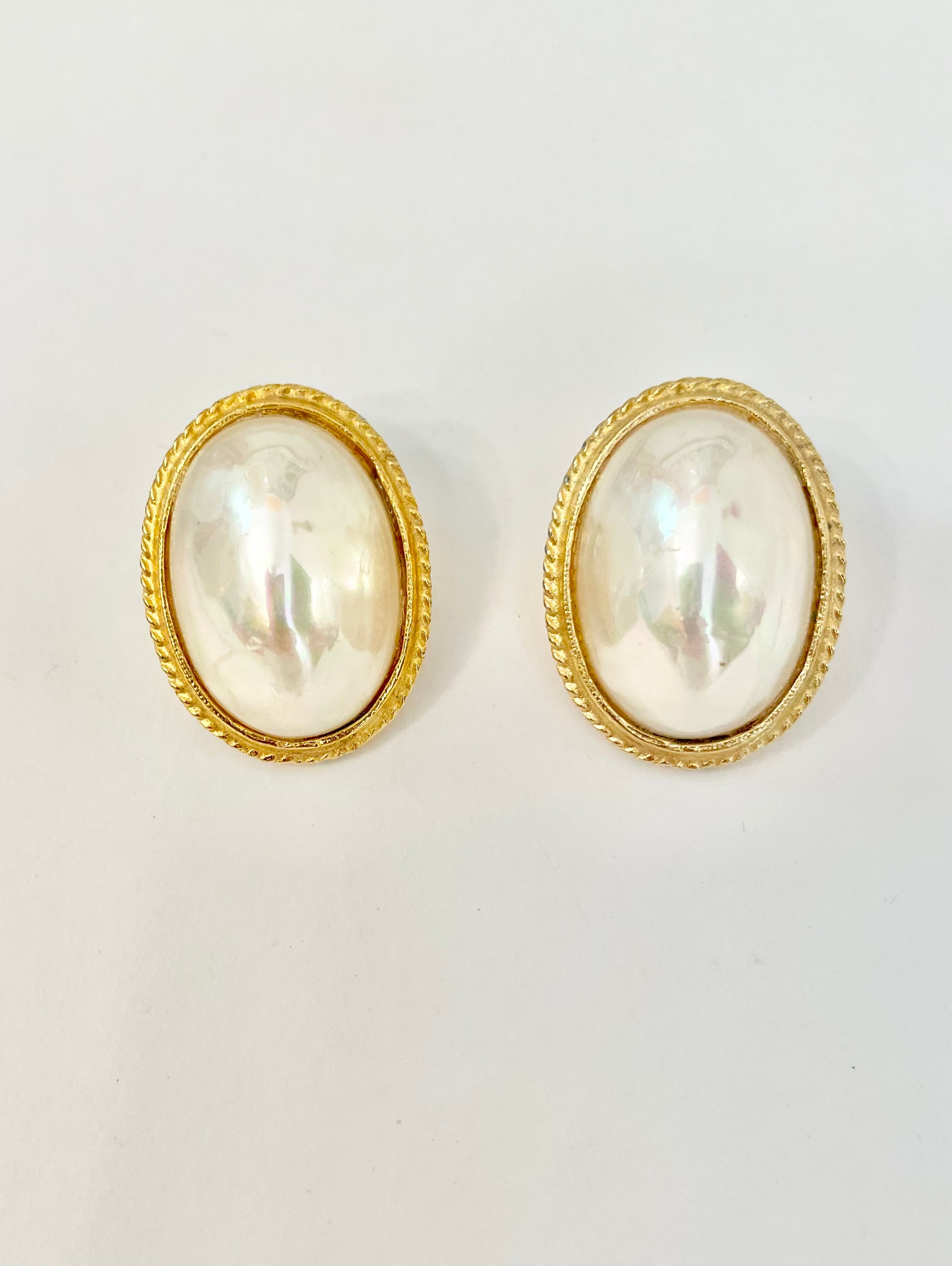 Divine Kenneth Jay Lane classy faux baroque pearl button earrings... a must for any lady!
