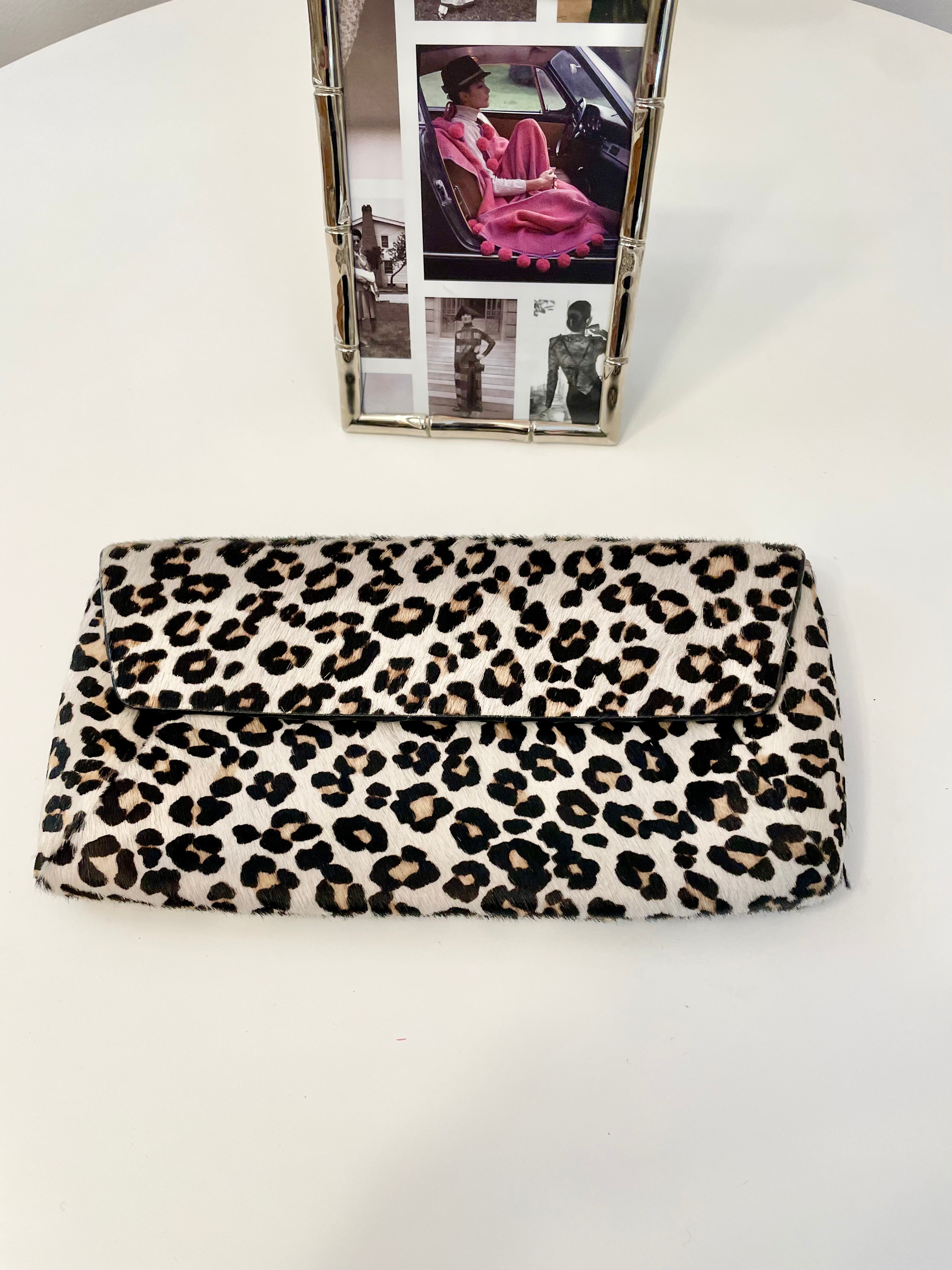 Vintage modern horse hair leopard print clutch bag... so classy