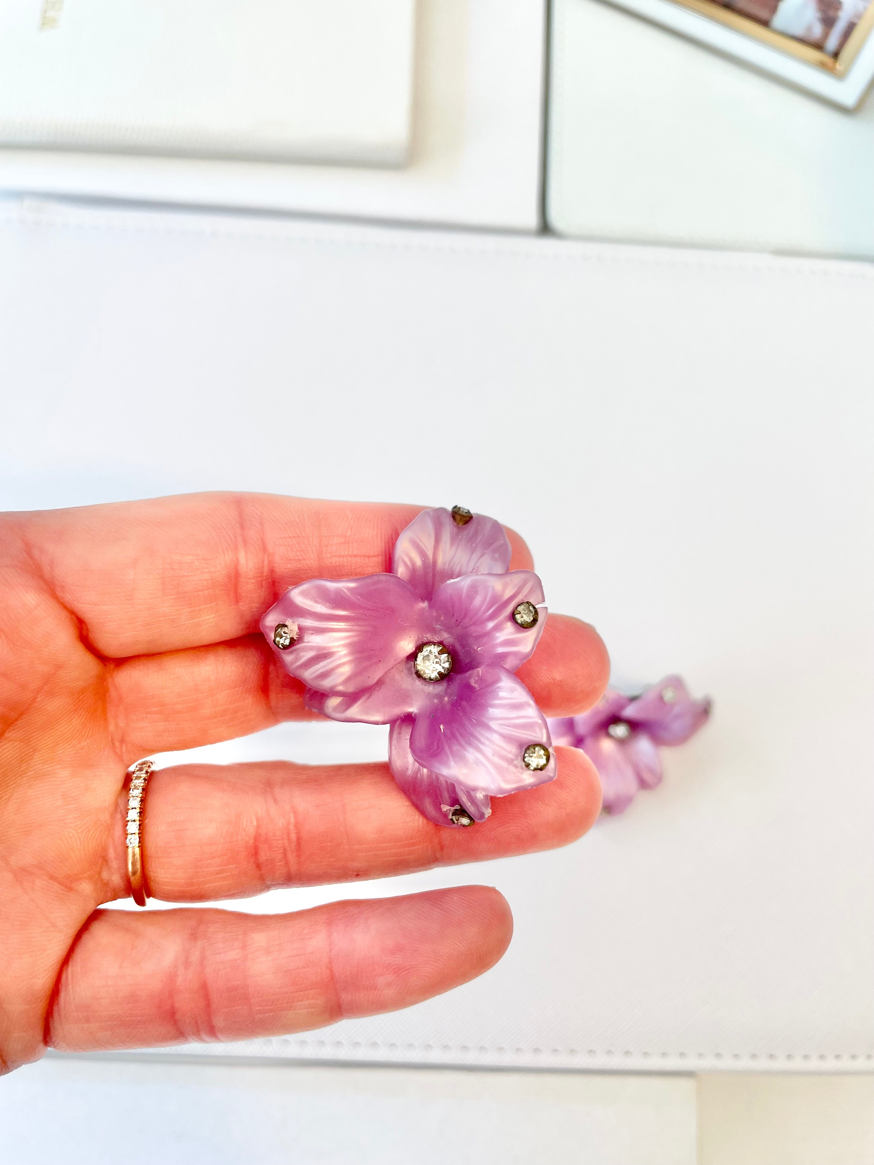 These 1960's divine purple sculpted flowers are truly something! .... so chic