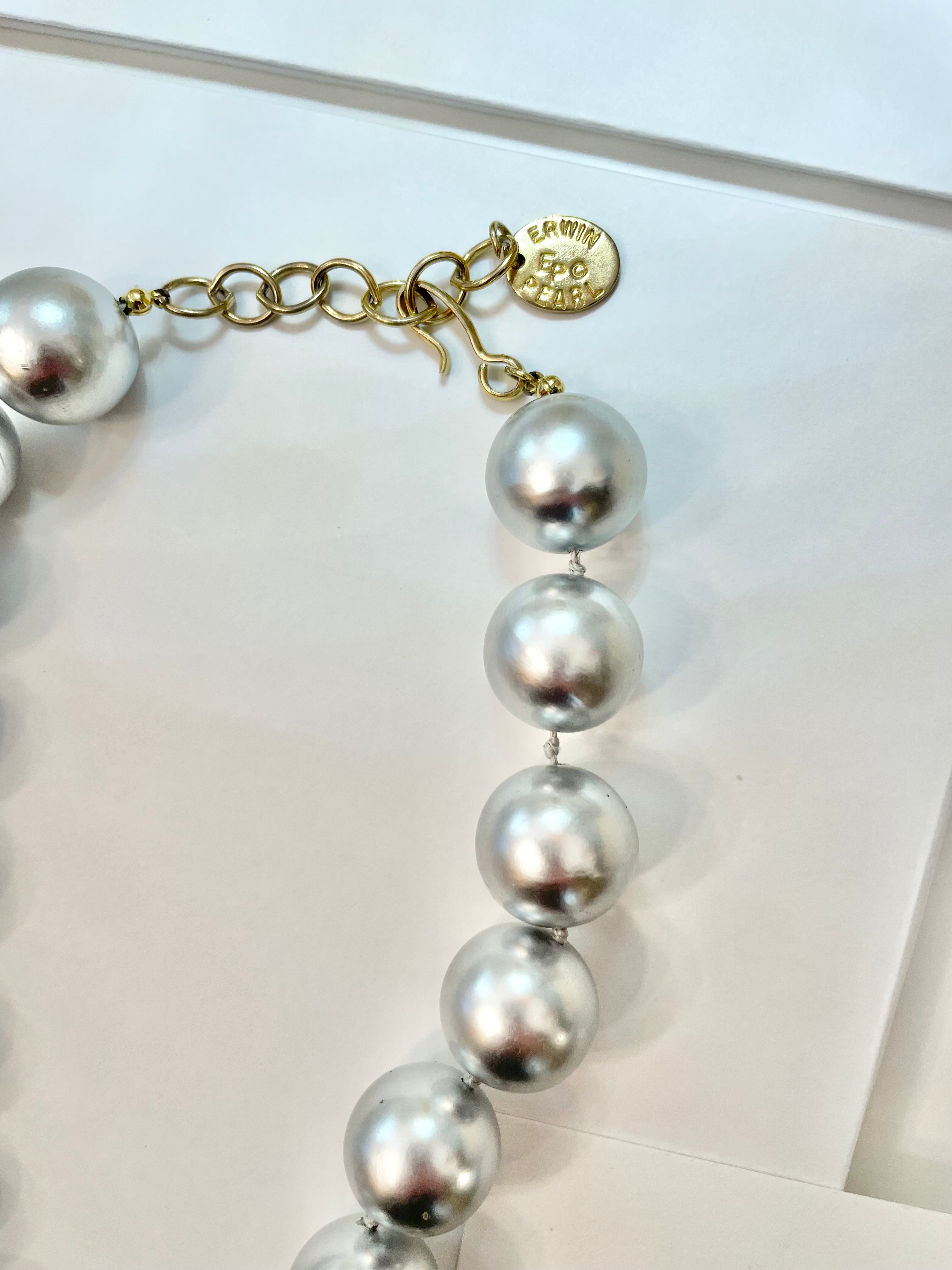 Any lady adores a pair of gray pearls... so divine! Truly special Erwin Pearl necklace...