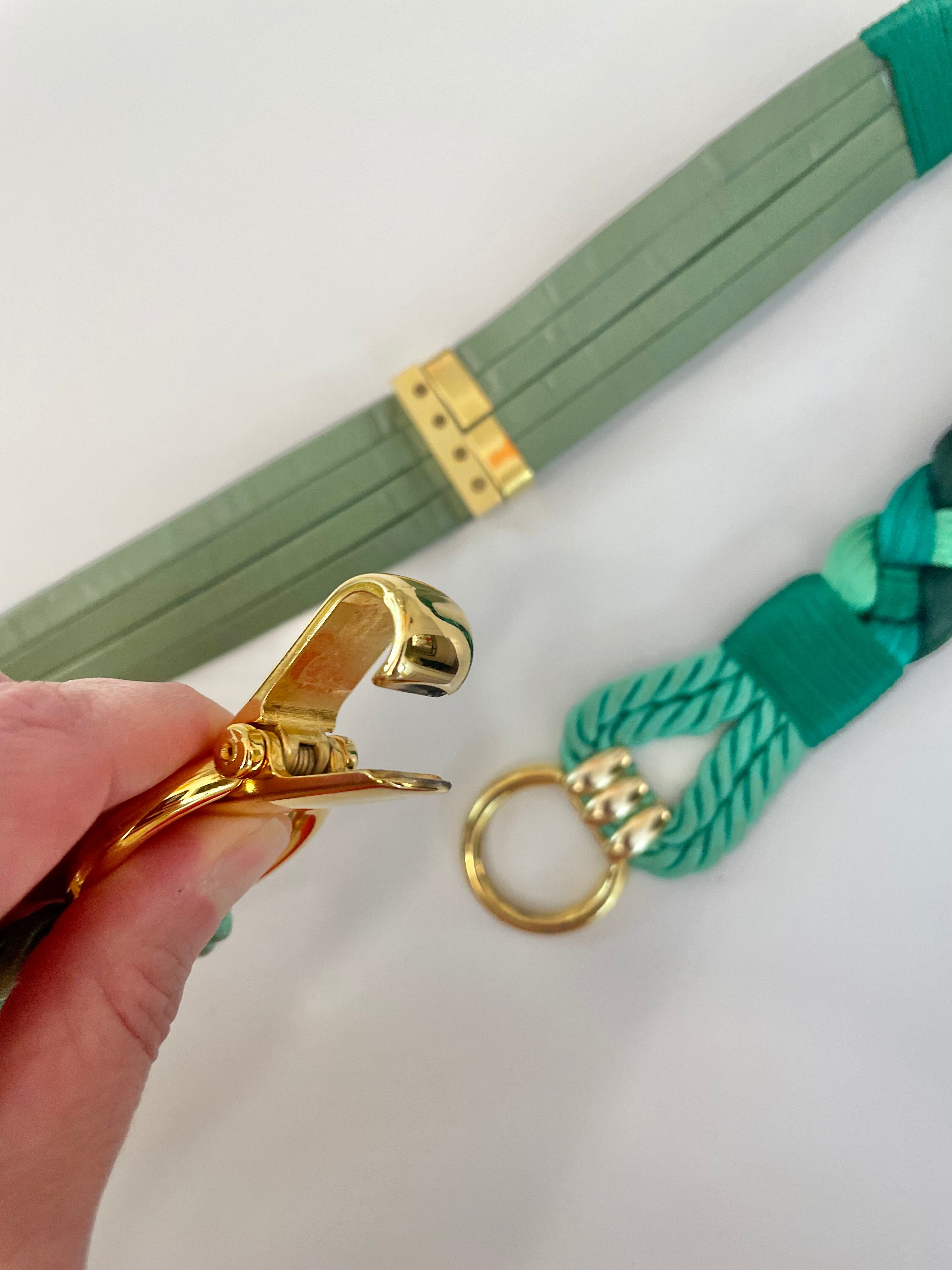 A truly special 1970's belt. I adore this green braided design... oh so chic.