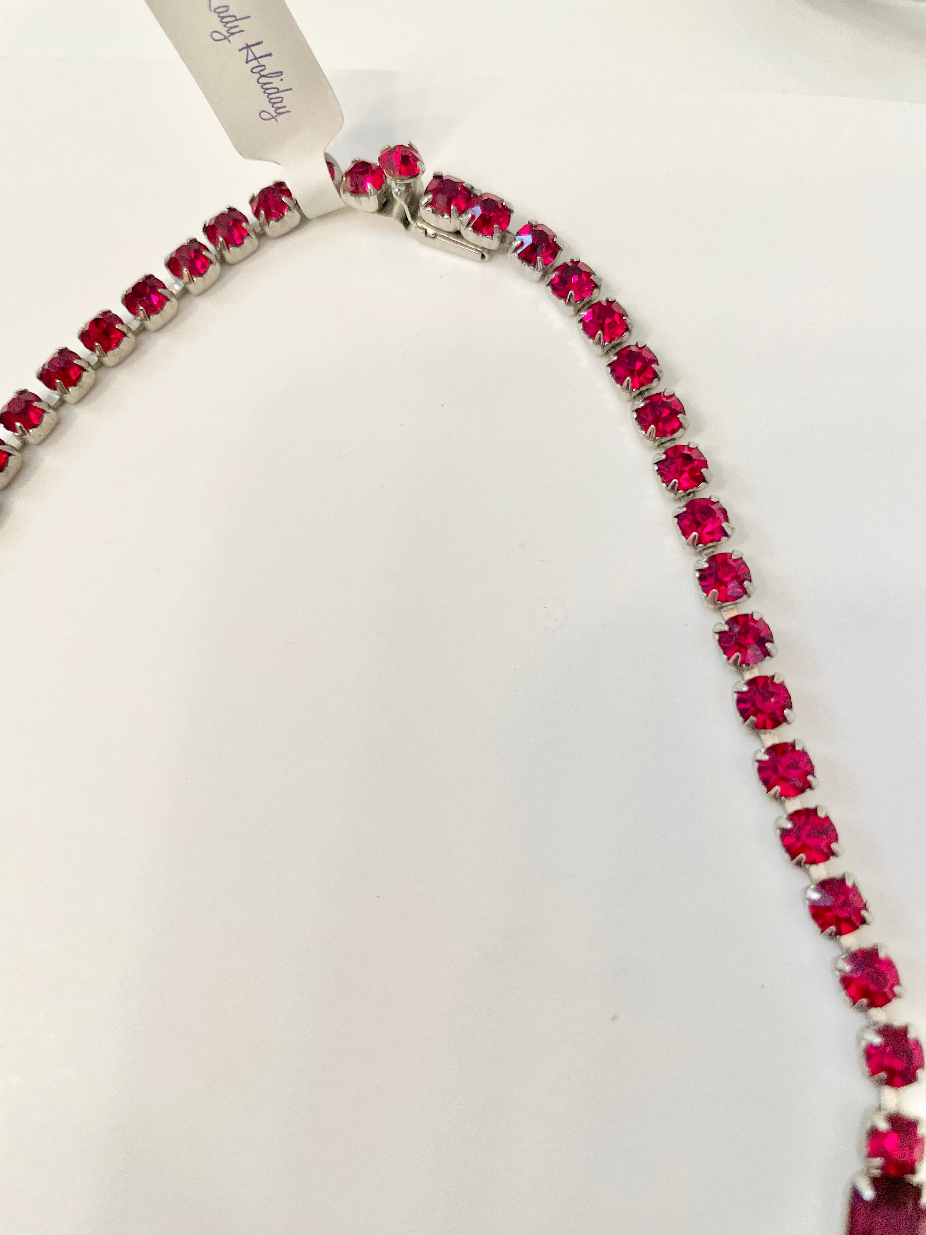 1960's stunning ruby glass collar necklace.. so lovely