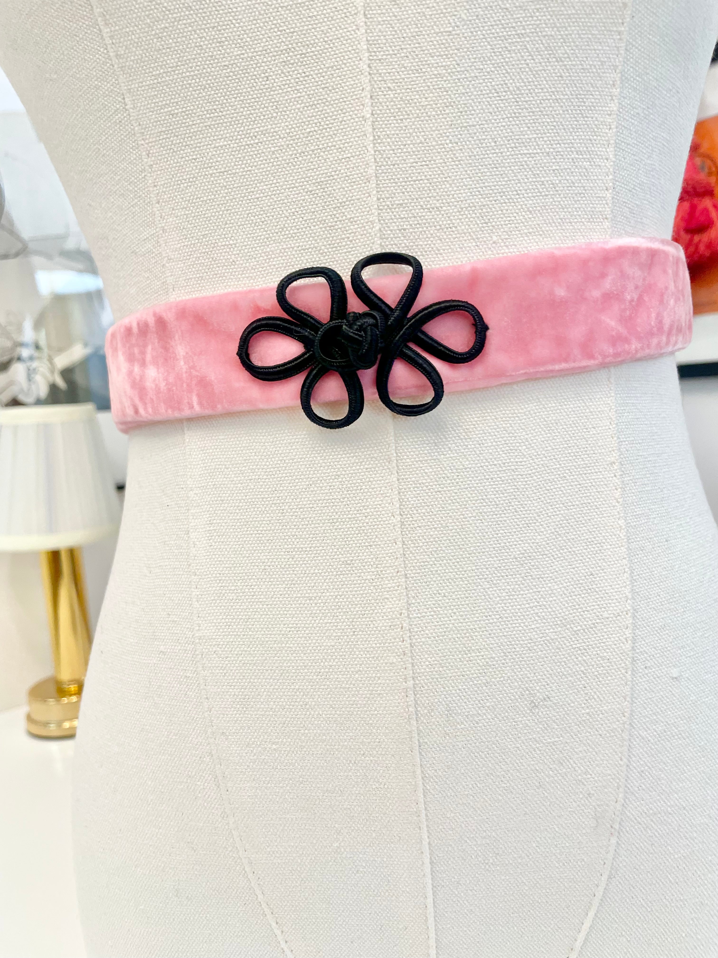 Ladies on Holiday velvet dress belt...so elegant