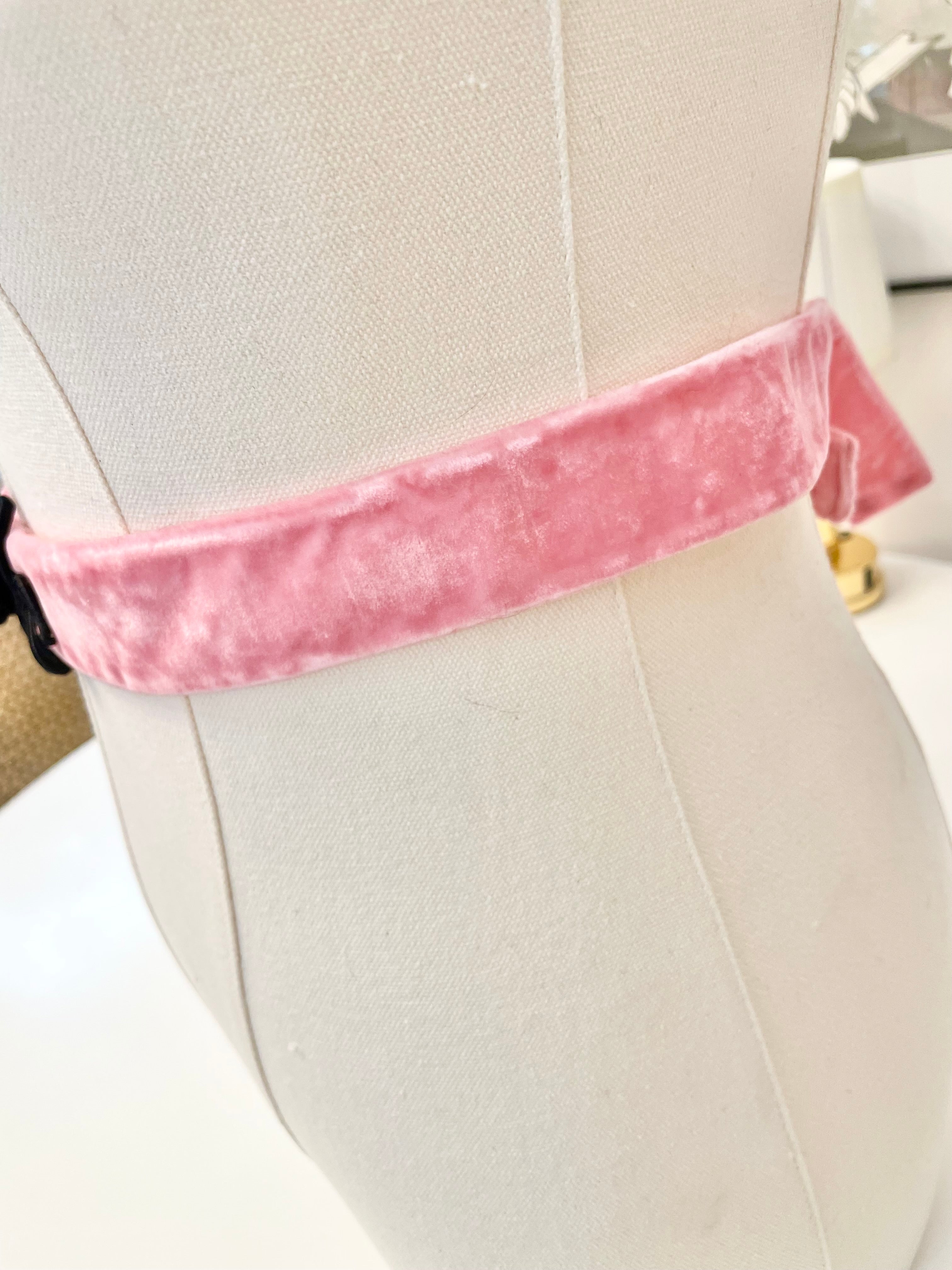 Ladies on Holiday velvet dress belt...so elegant