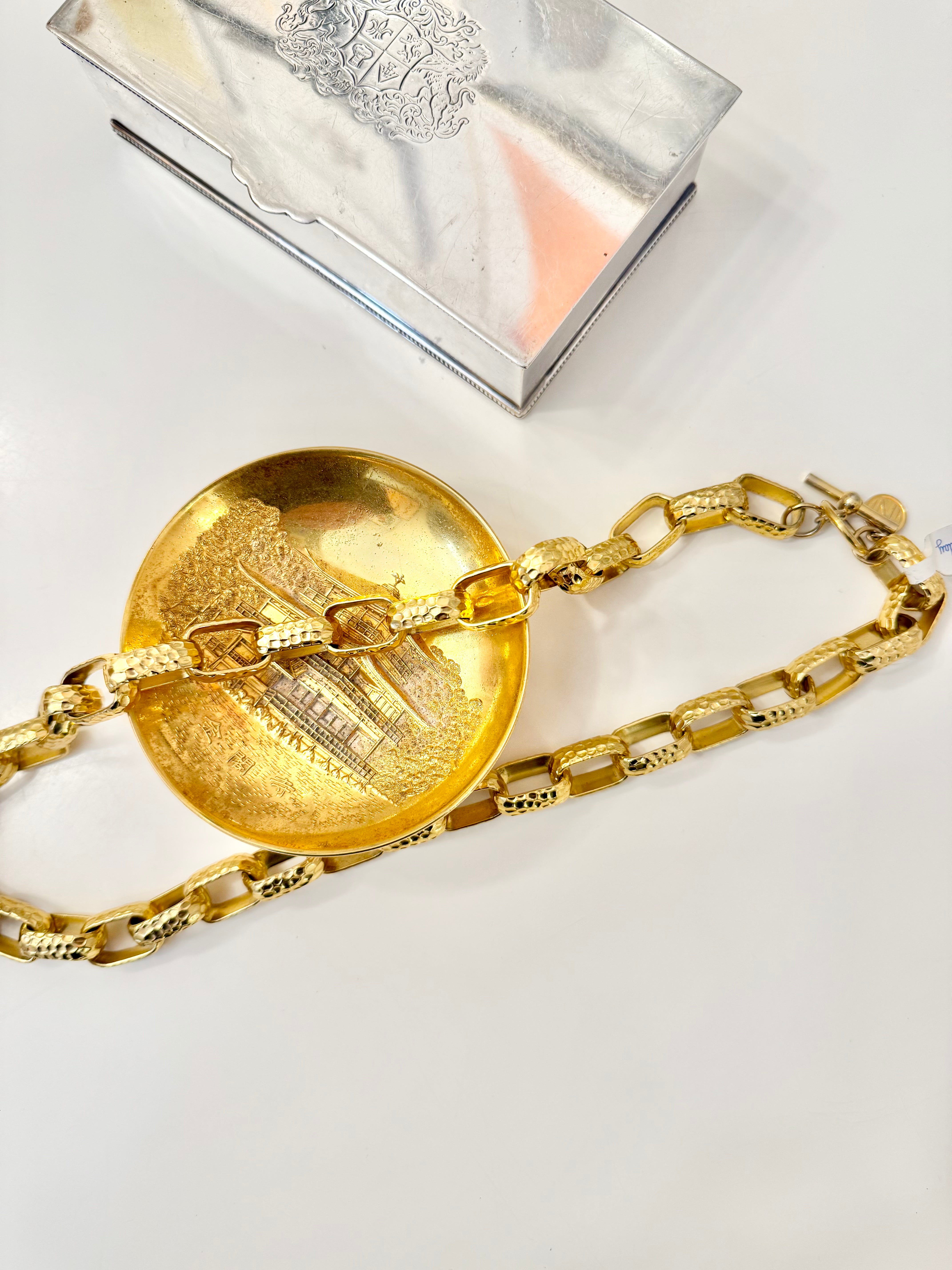 The socialite and her love Anne Klein...