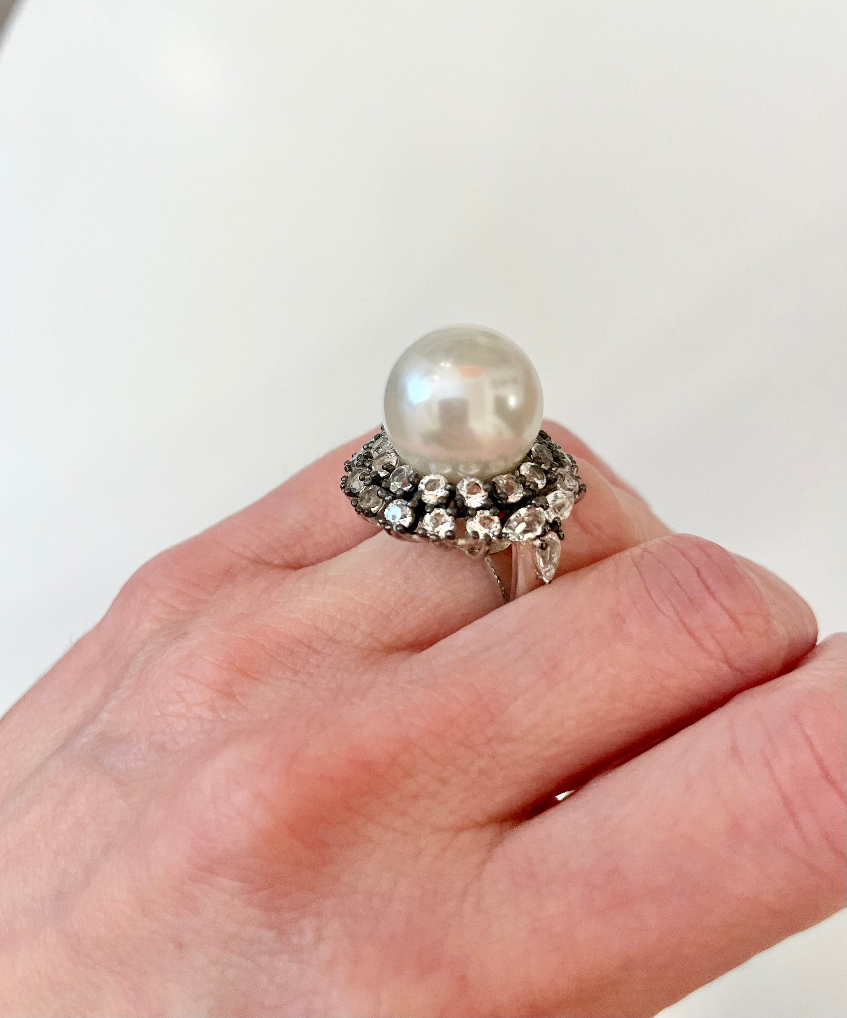 The charming martini large pearl cocktail ring.... so divine