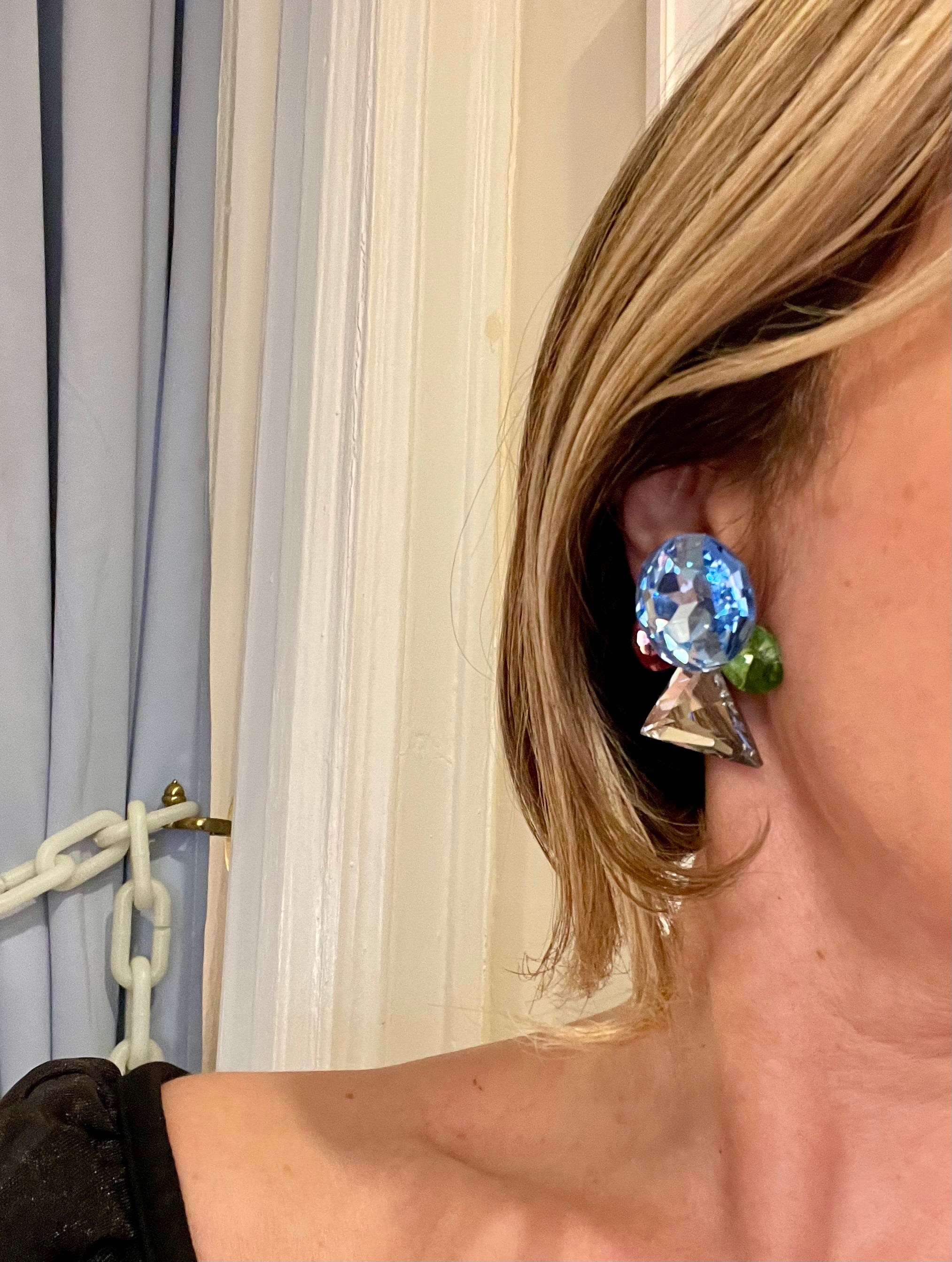 The most extraordinary crystal drop earrings...