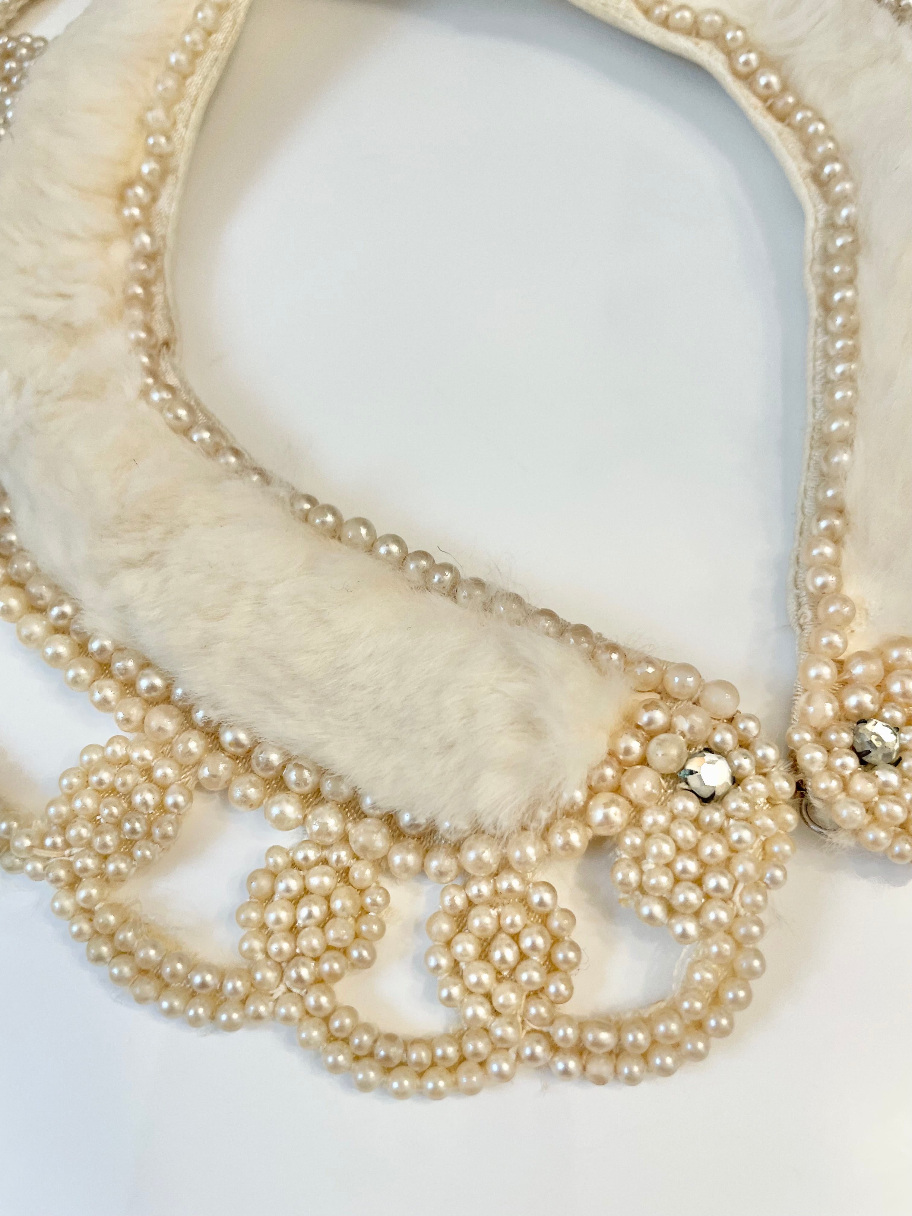 1960's lovely pearl and rabbit fur collar...