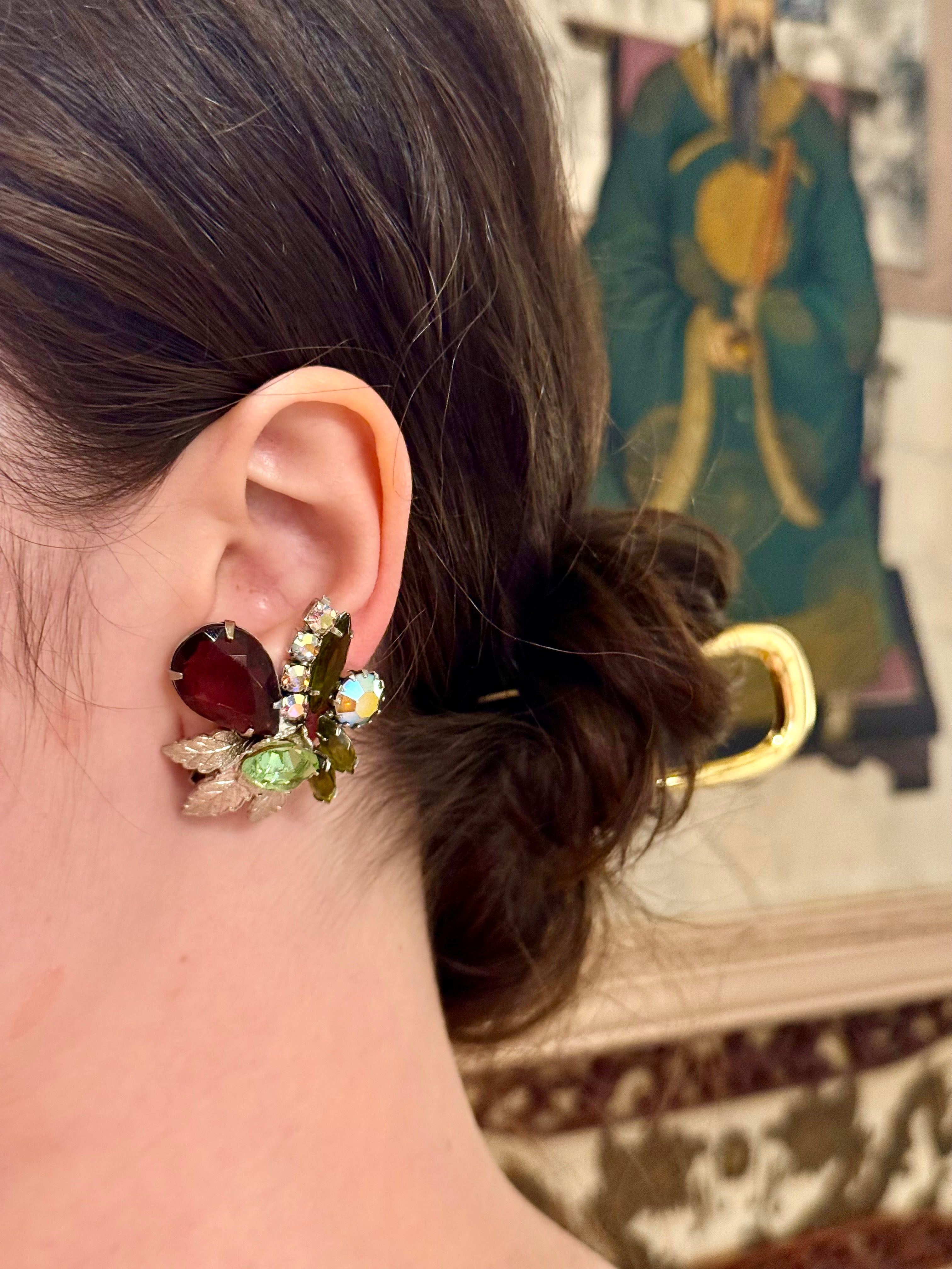 1960's most delicious ameythst glass clip on earrings... so fancy