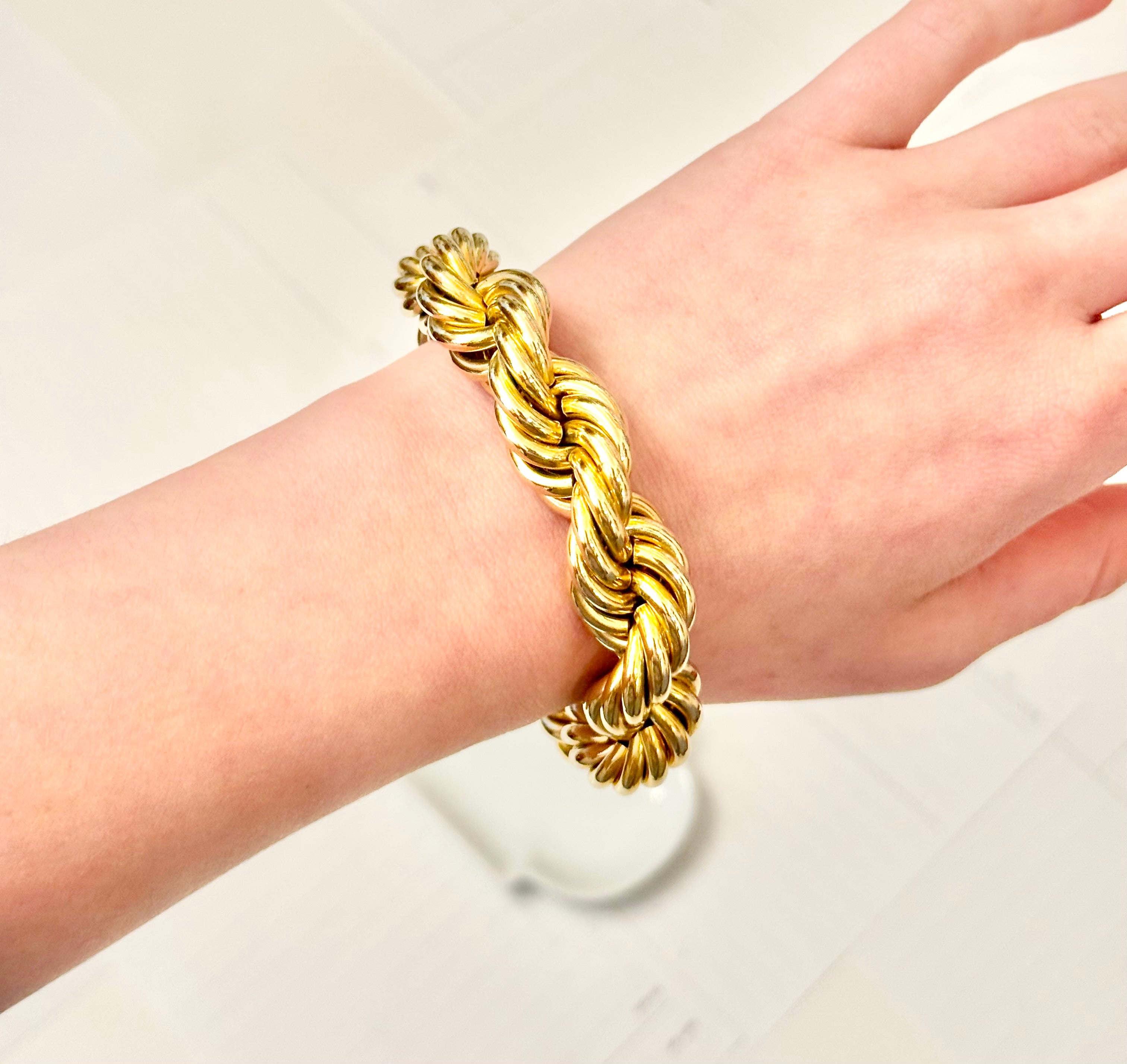 The most classy Napier rope chain bracelet...