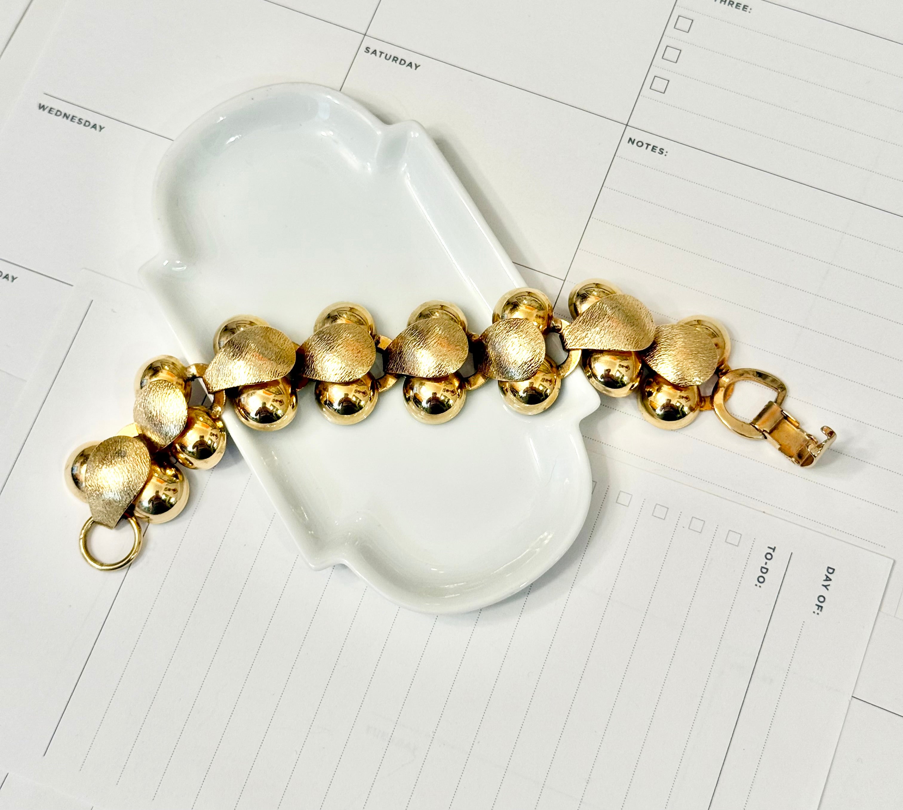 1960's most charming gold link bracelet.... so elegant