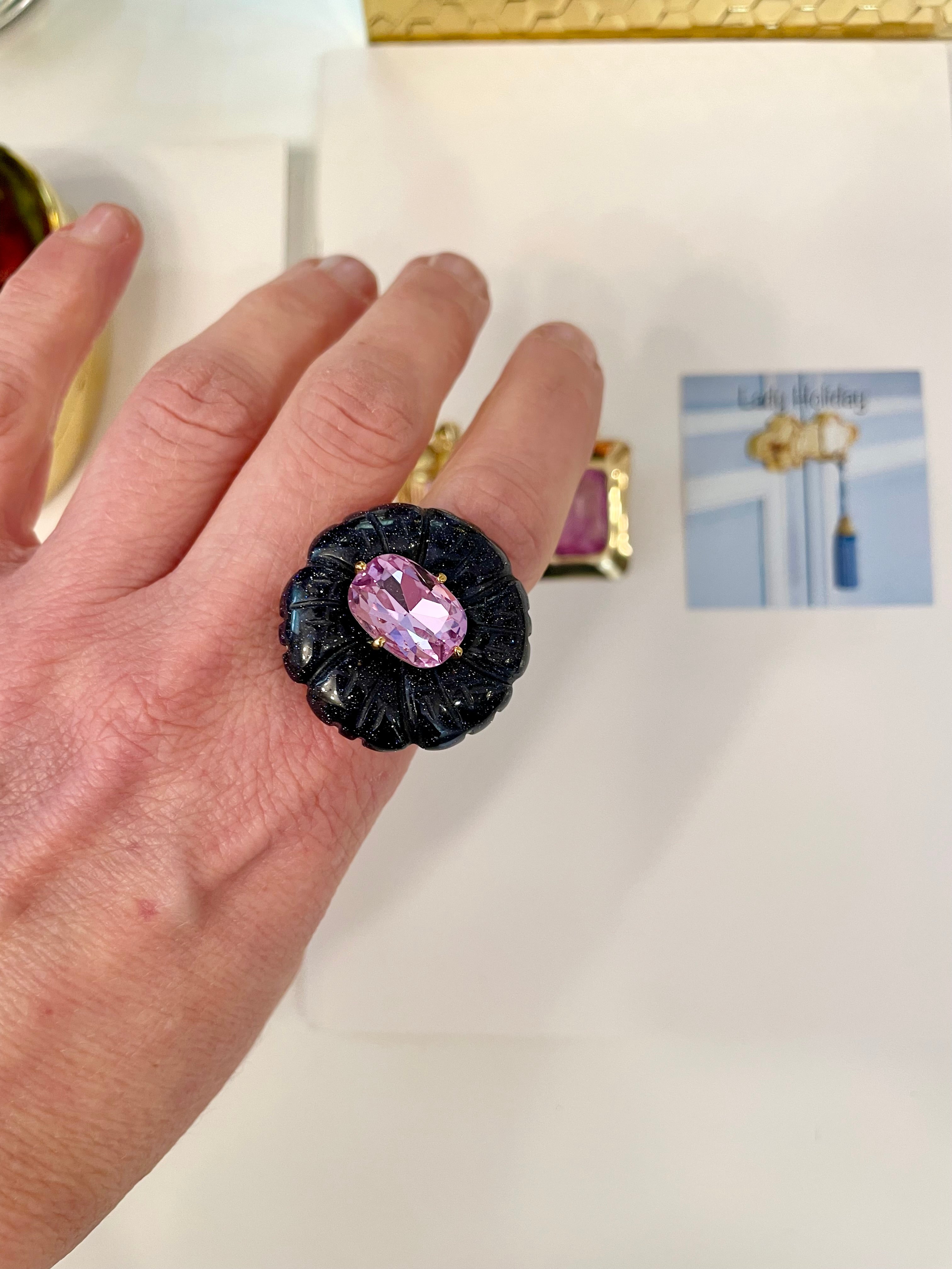 The most delightful resin flower cocktail ring... so classy