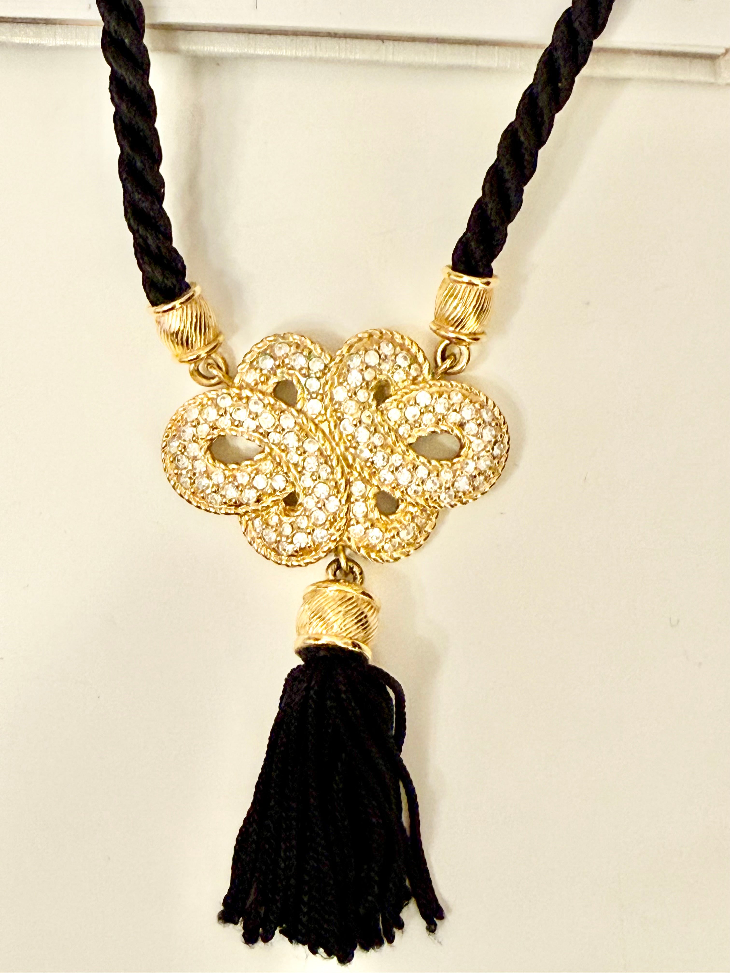 The socialite and her love of a dramatic necklace....