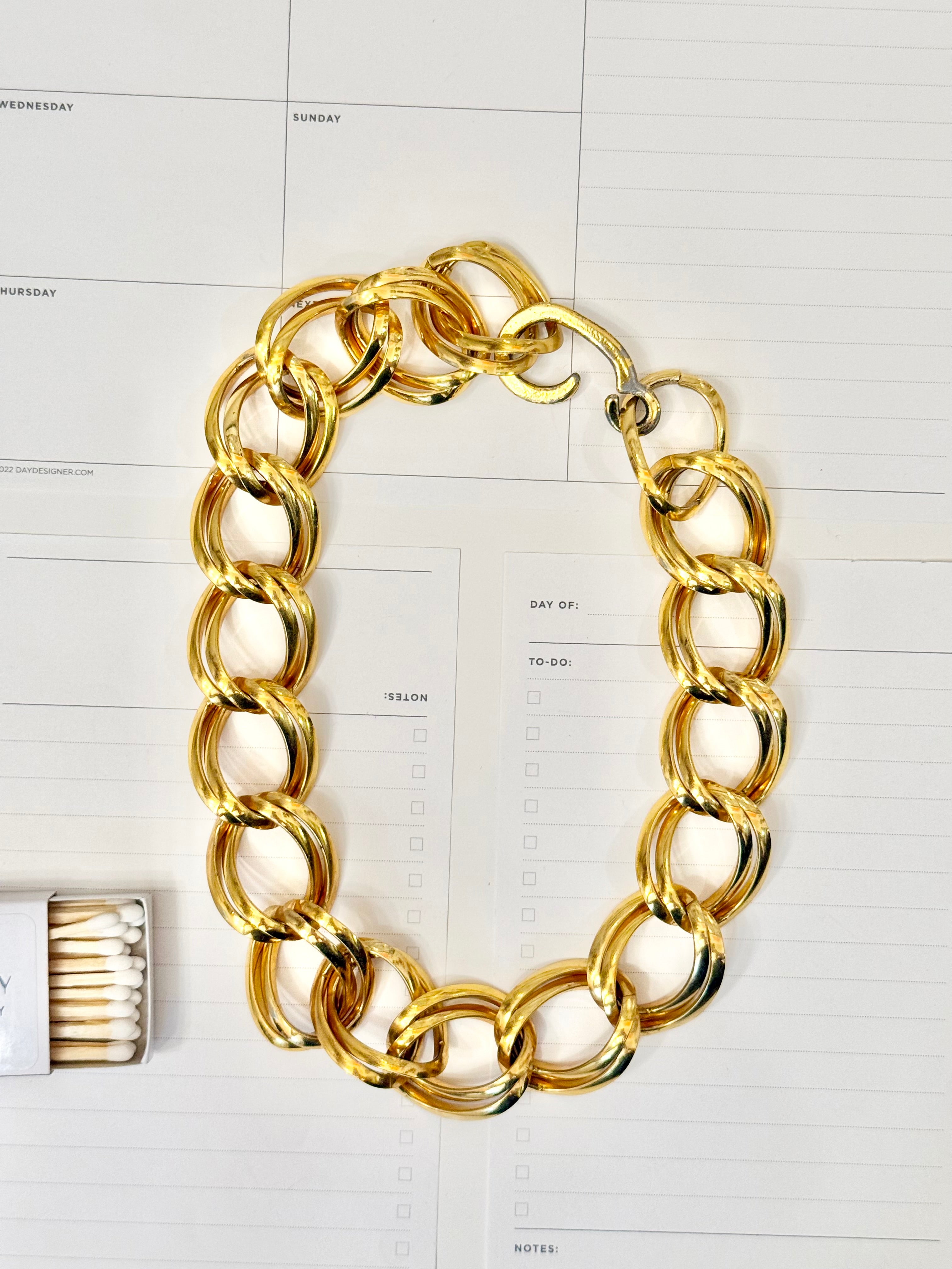 The socilaite and her love of layering gold chains...