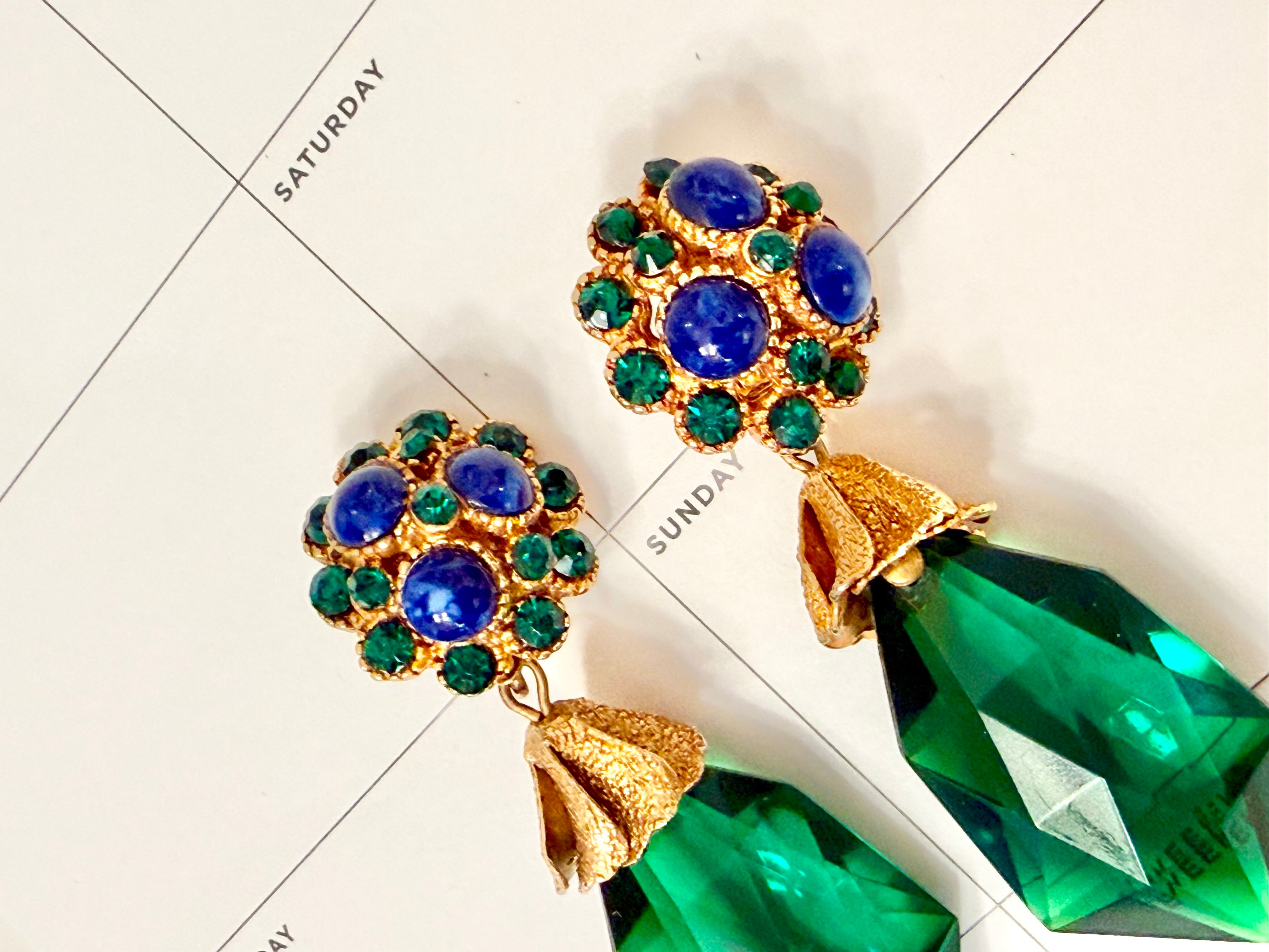 The socilaite and her love of emeralds...