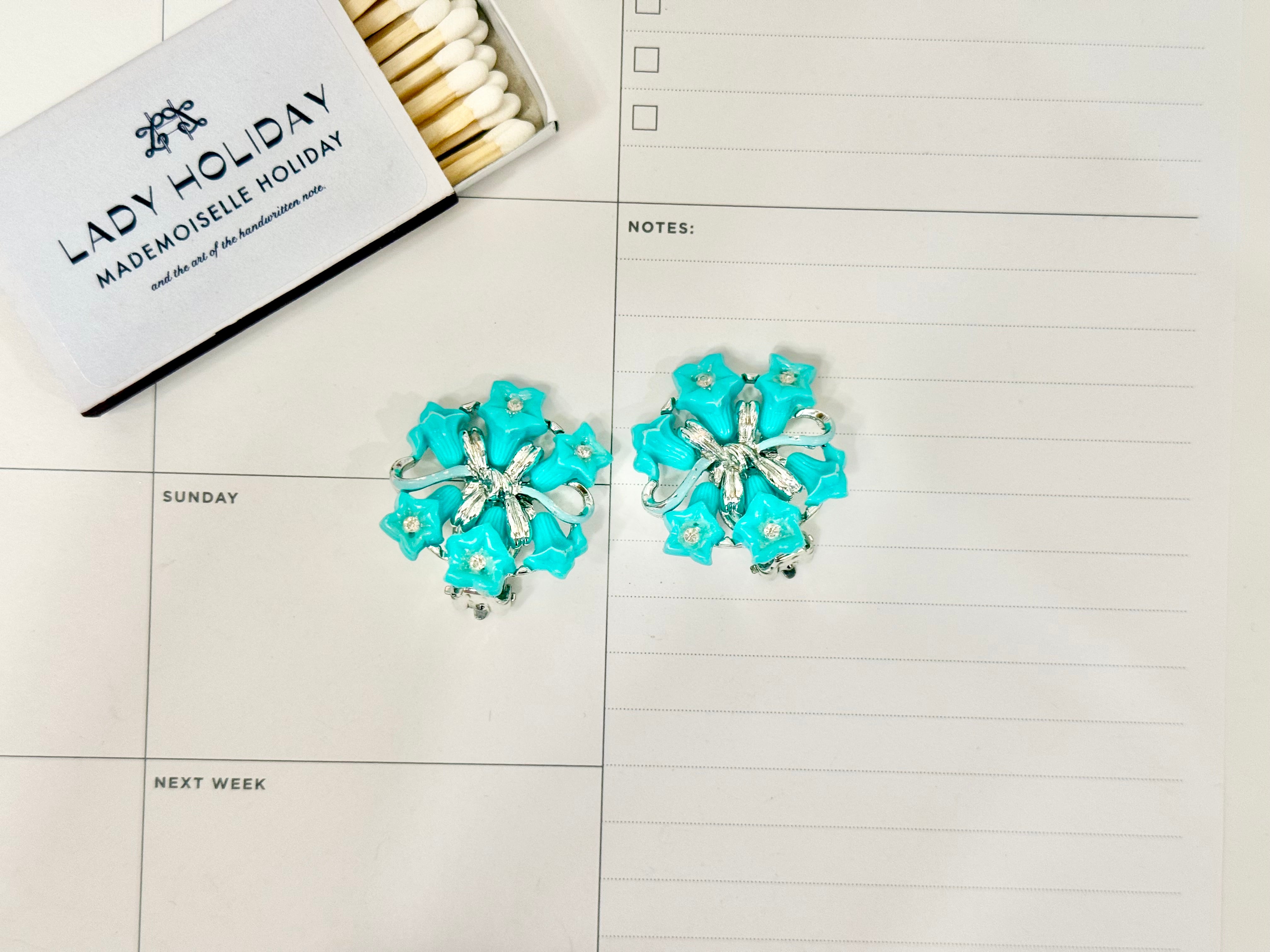 1960's happy flowers earrings...