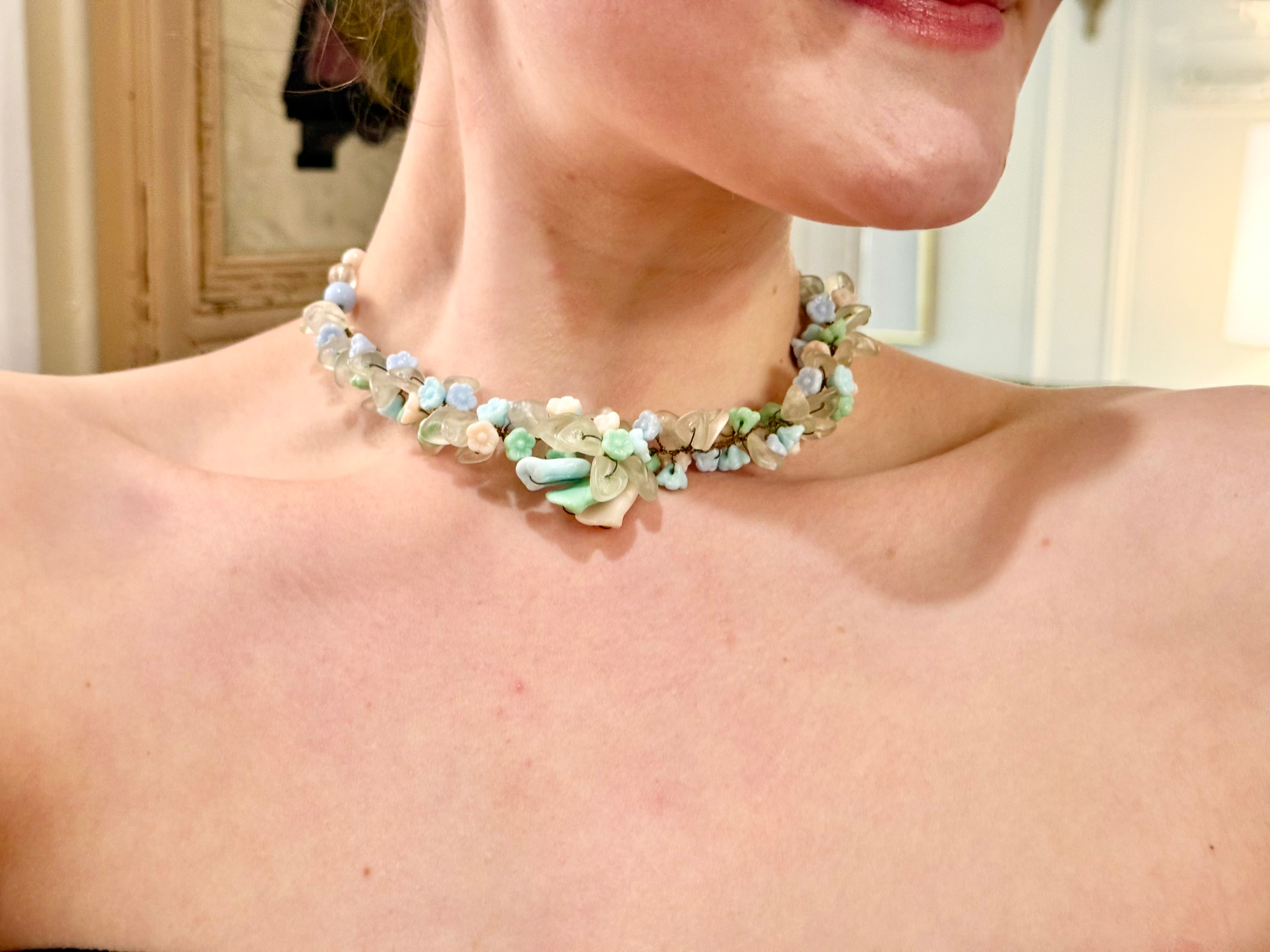 1940's West German feminine necklace....so chic