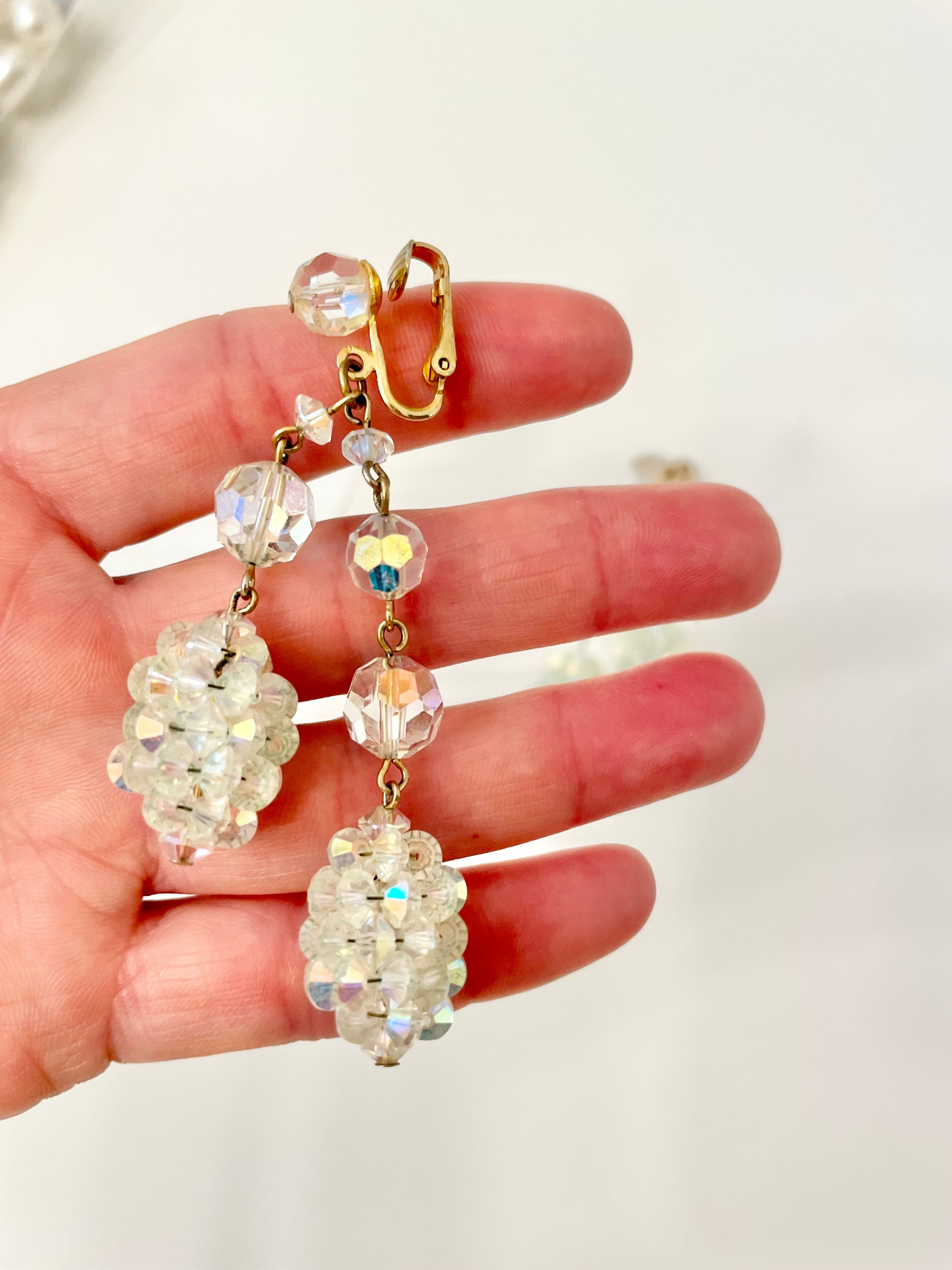 1960's Bergere Austrian crystal drop earrings... so delightful!