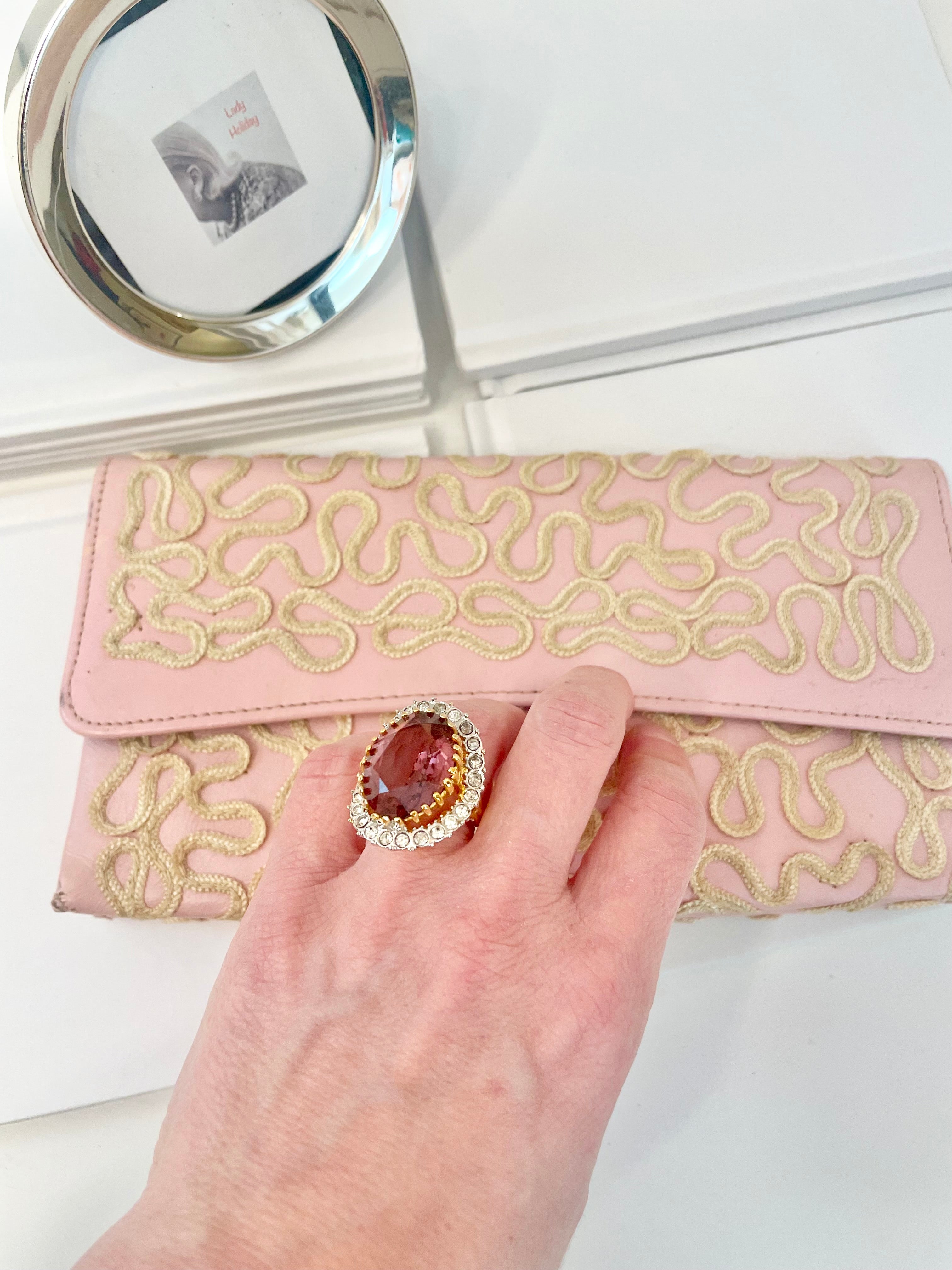 Vintage fabulous feminine soft pink clutch bag... so elegant