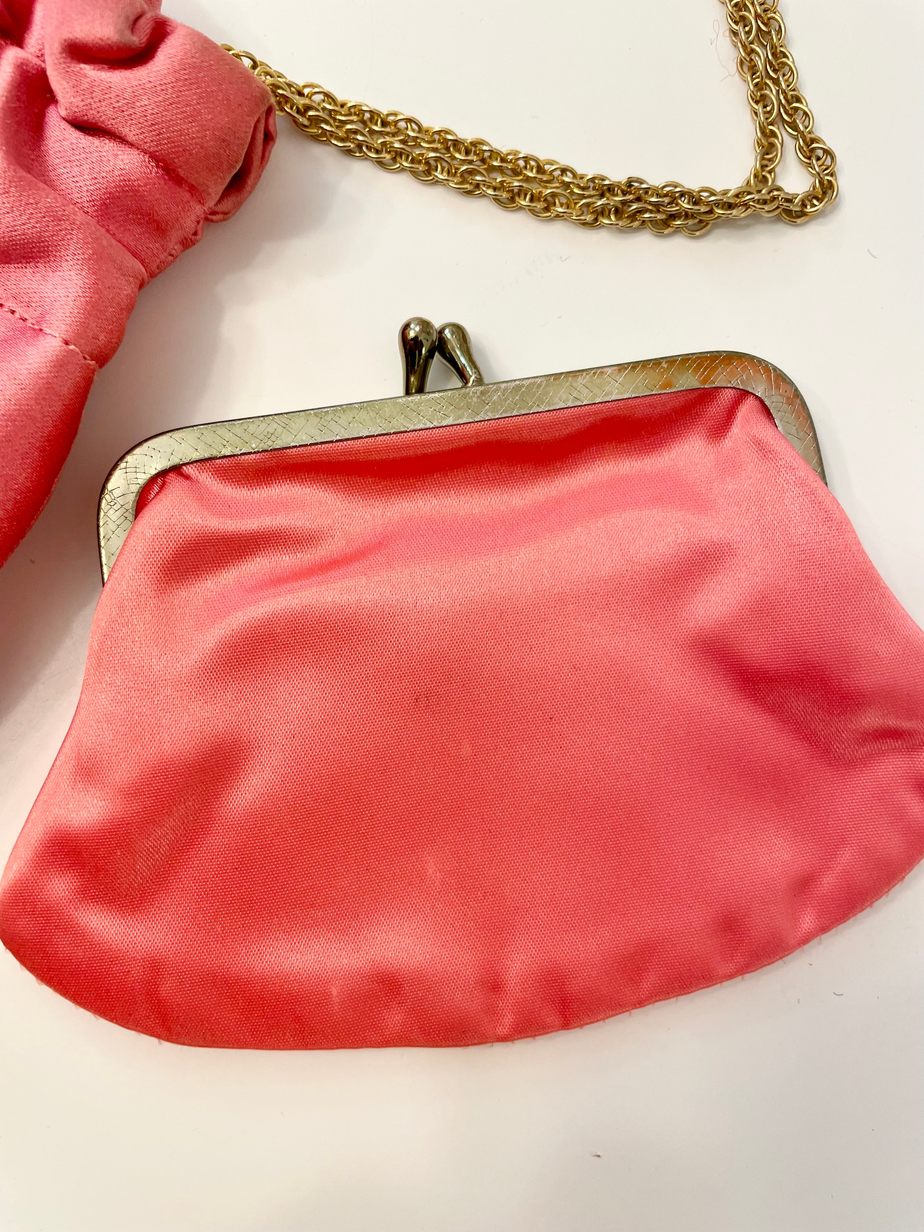 Vintage stunning M Morris splendid pink satin party gal evening bag!