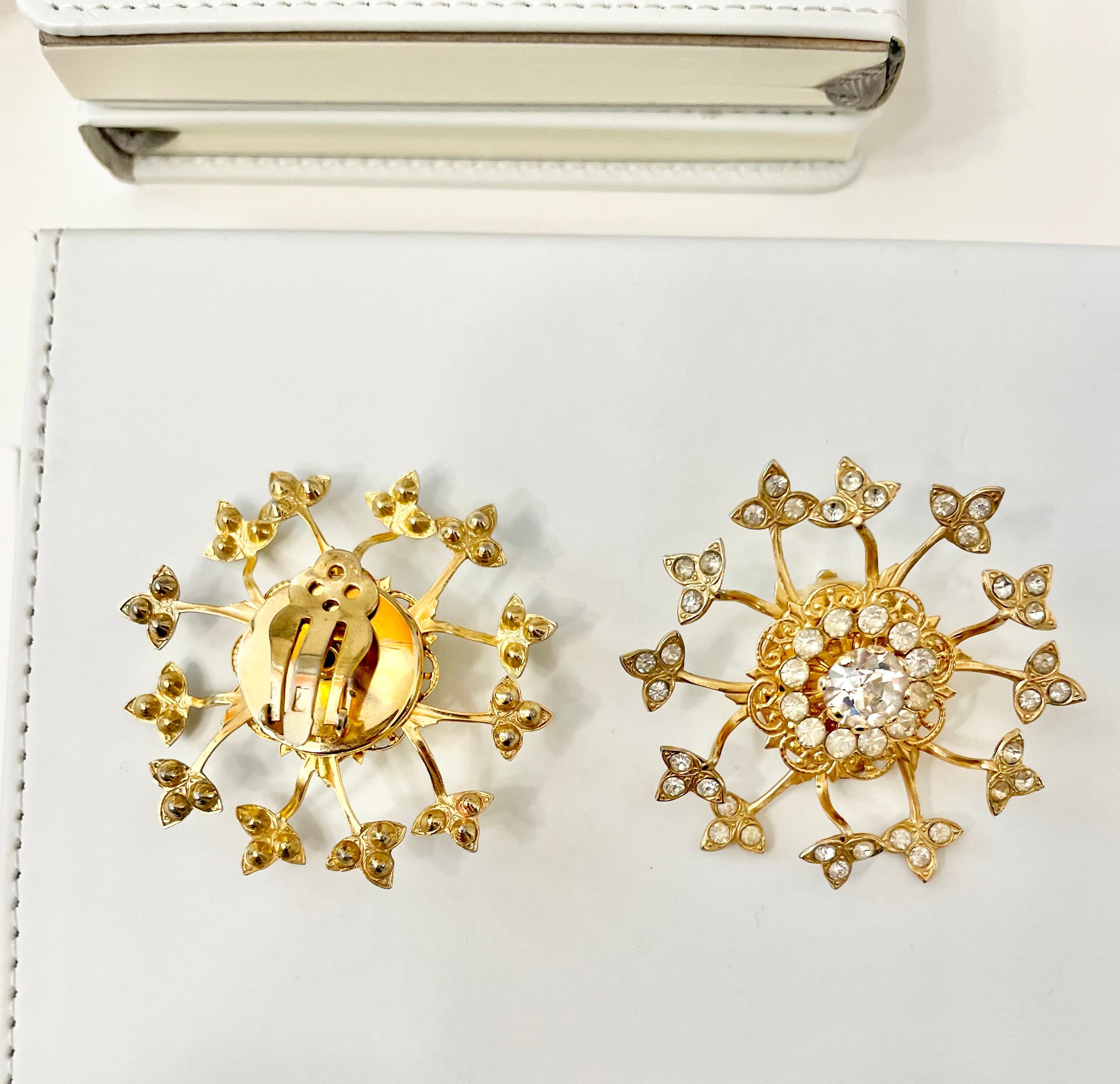 Vintage 1970's lovely gold and rhinestone, large starburst clip earrings... showstoppers