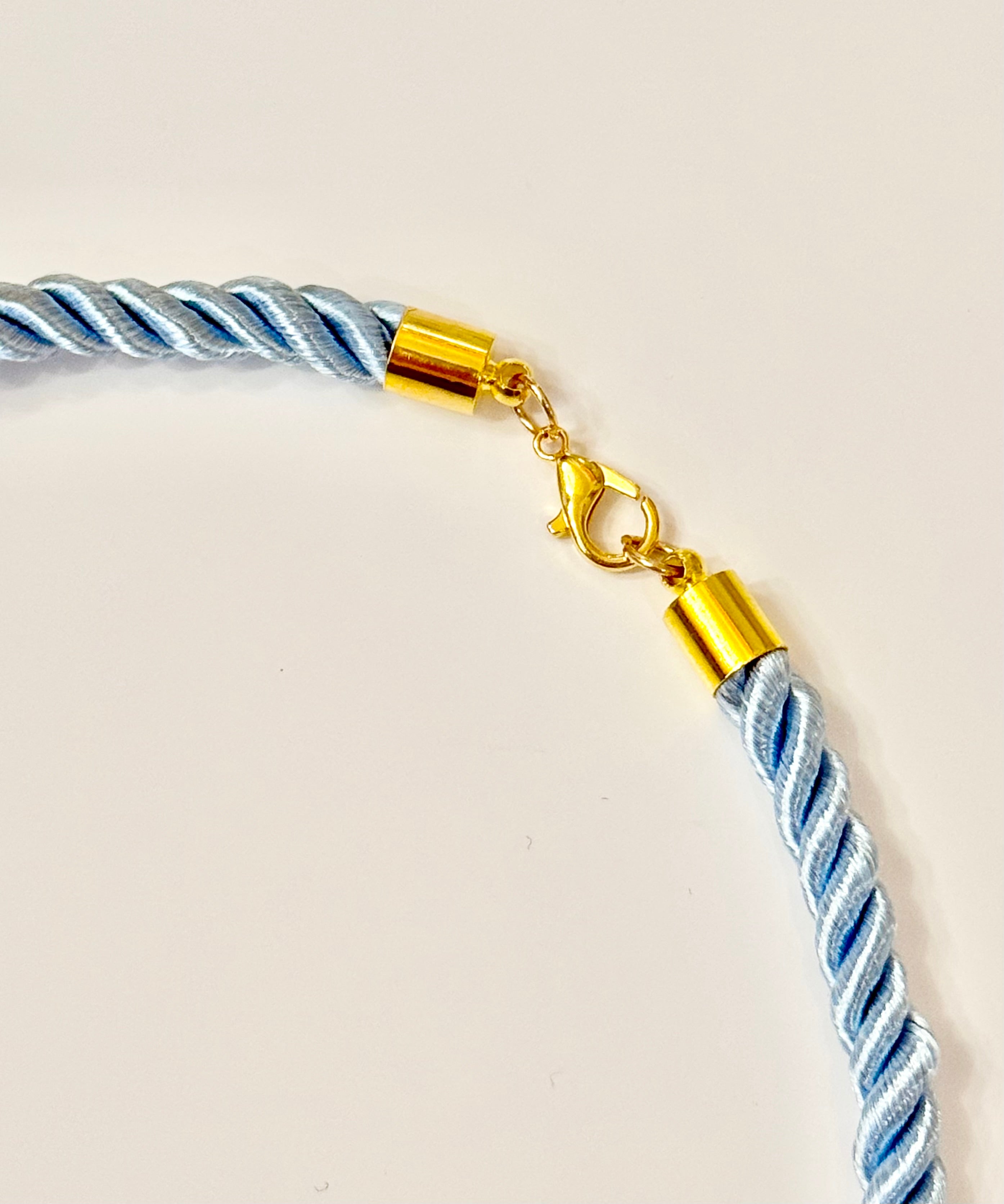 The most elegant Maltese cross pendant necklace.... so chic