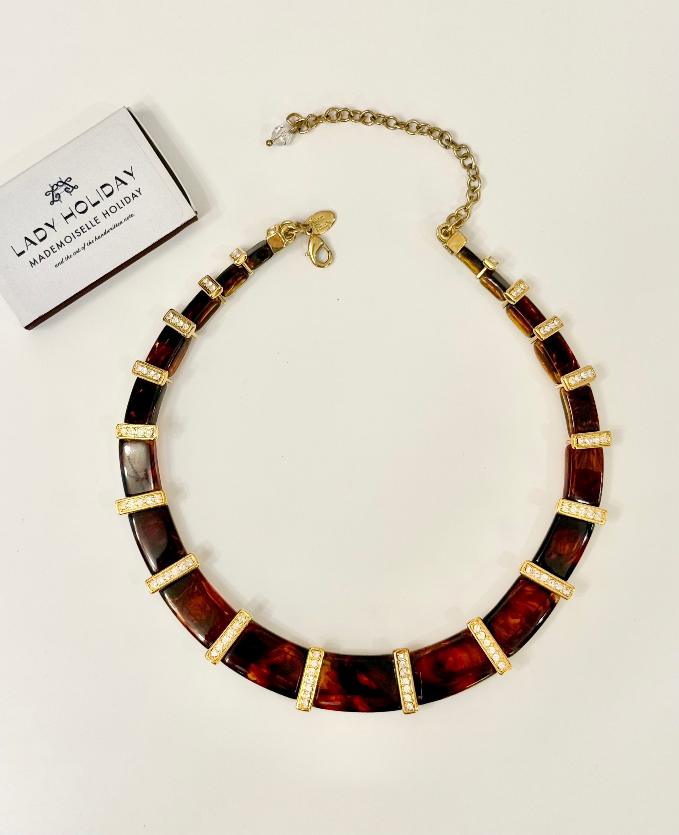 The classy faux tortoise necklace...a true timeless piece