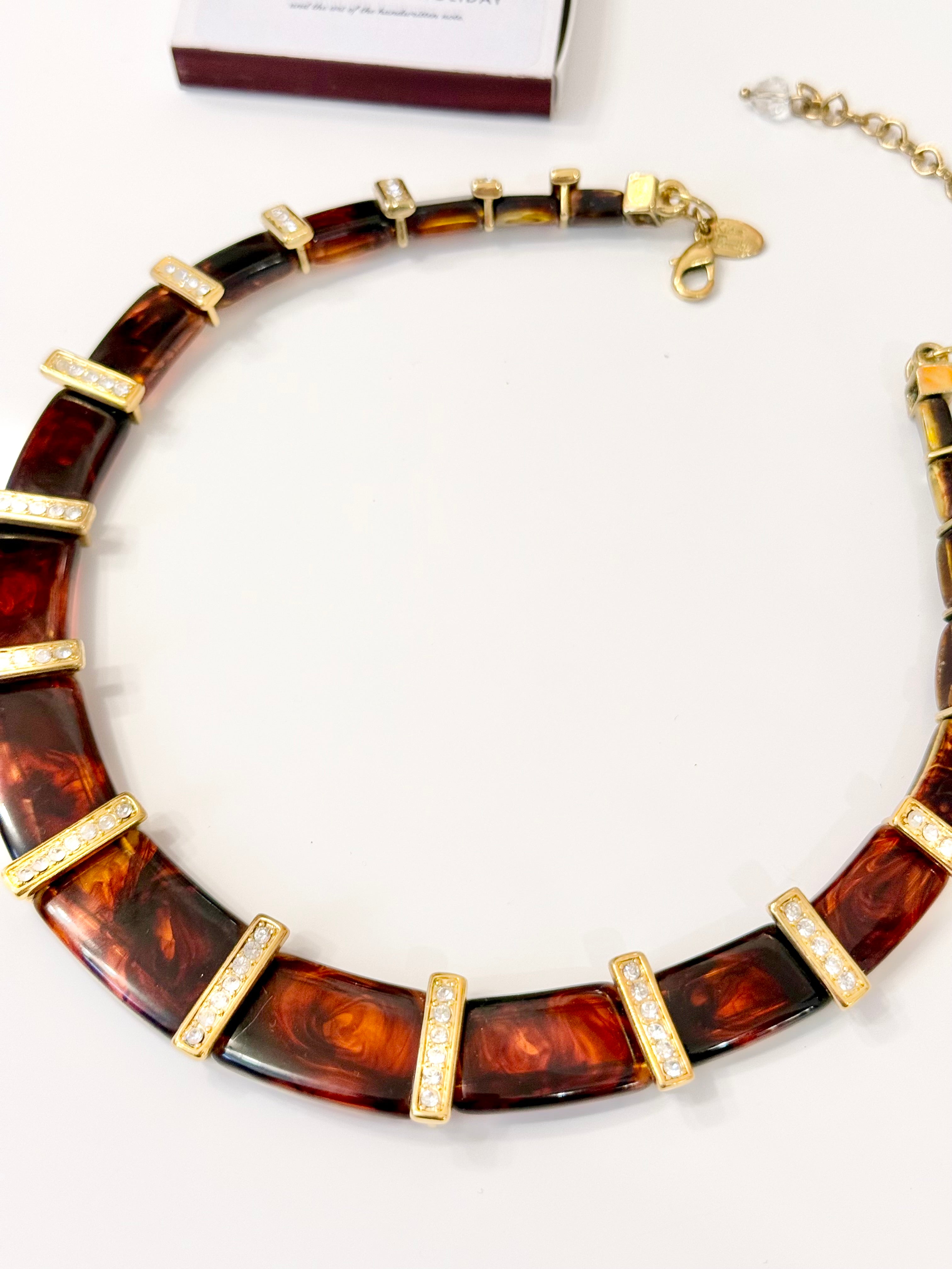 The classy faux tortoise necklace...a true timeless piece
