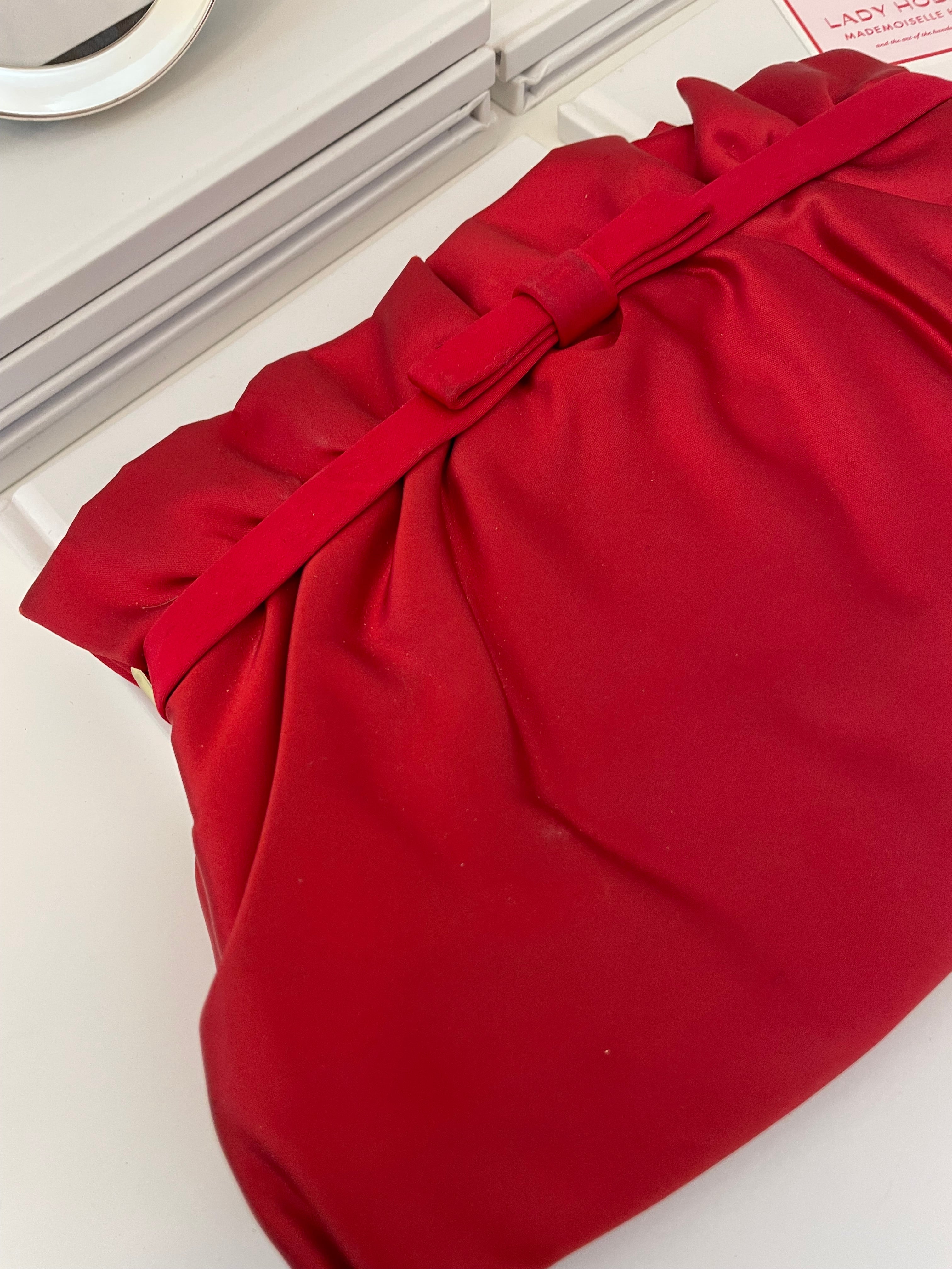 Vintage 1960's red satin classy bow clutch bag... so sassy