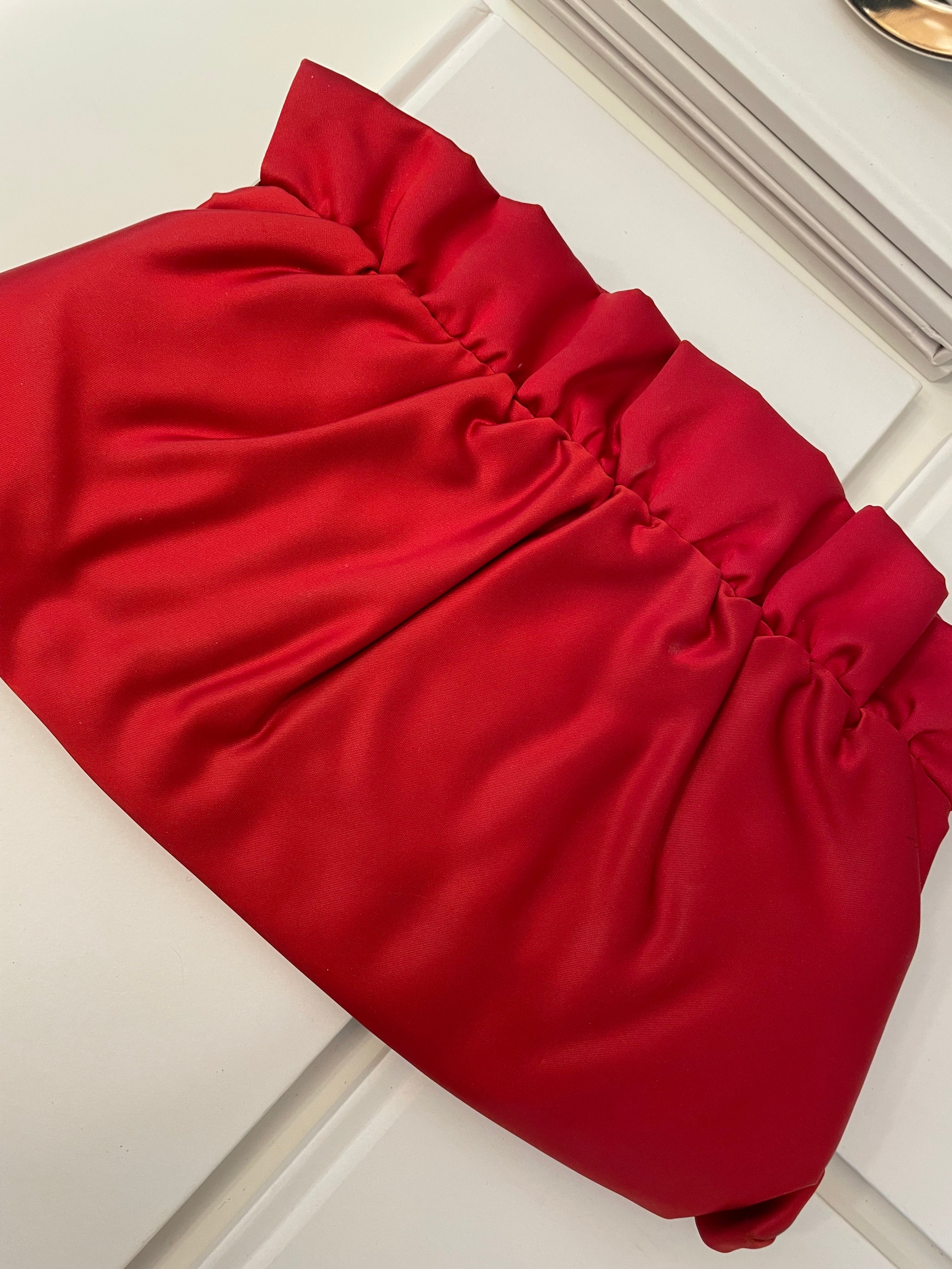 Vintage 1960's red satin classy bow clutch bag... so sassy