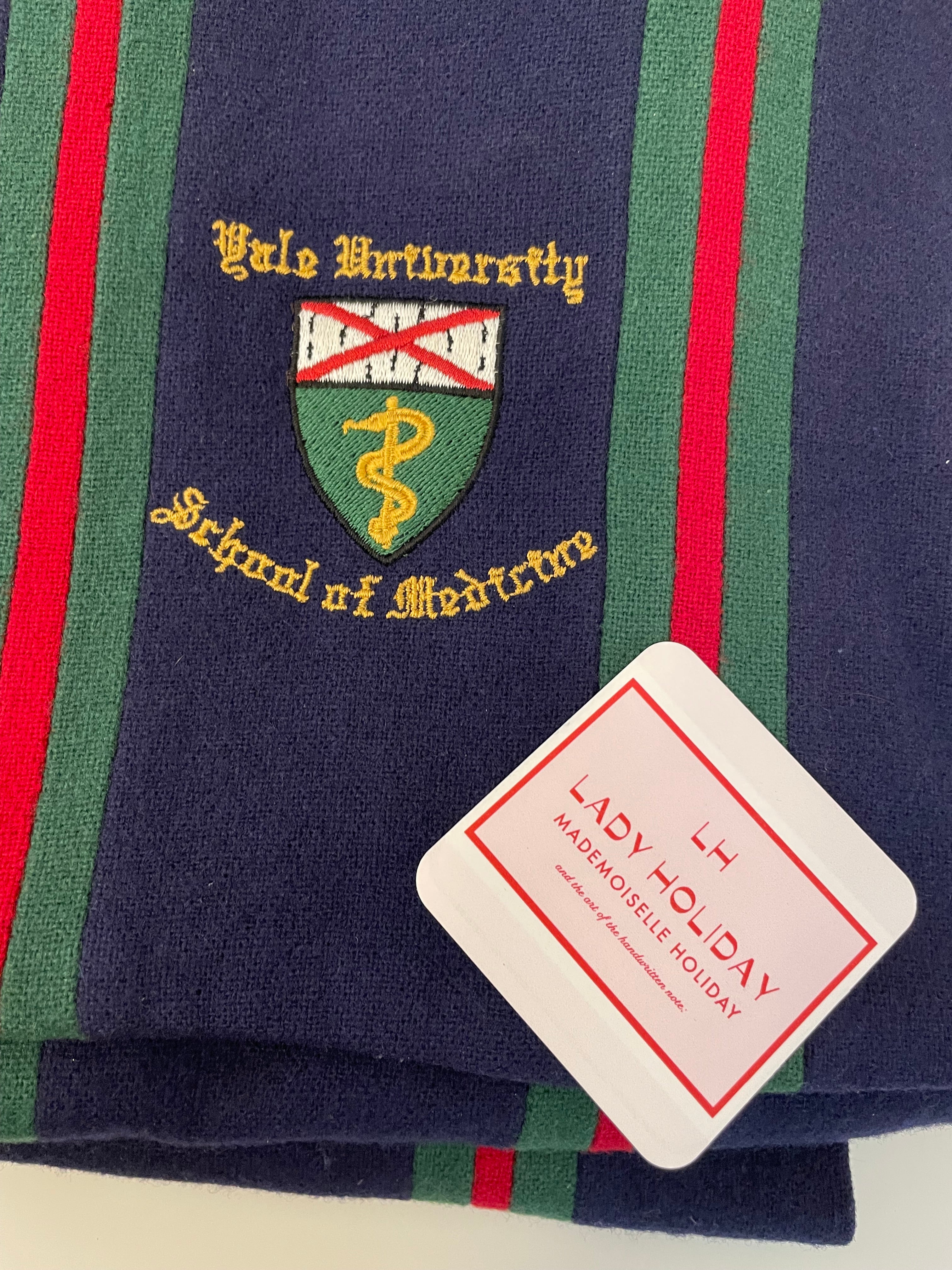 Super preppy vintage Yale University Medical school wool scarf.... so classic