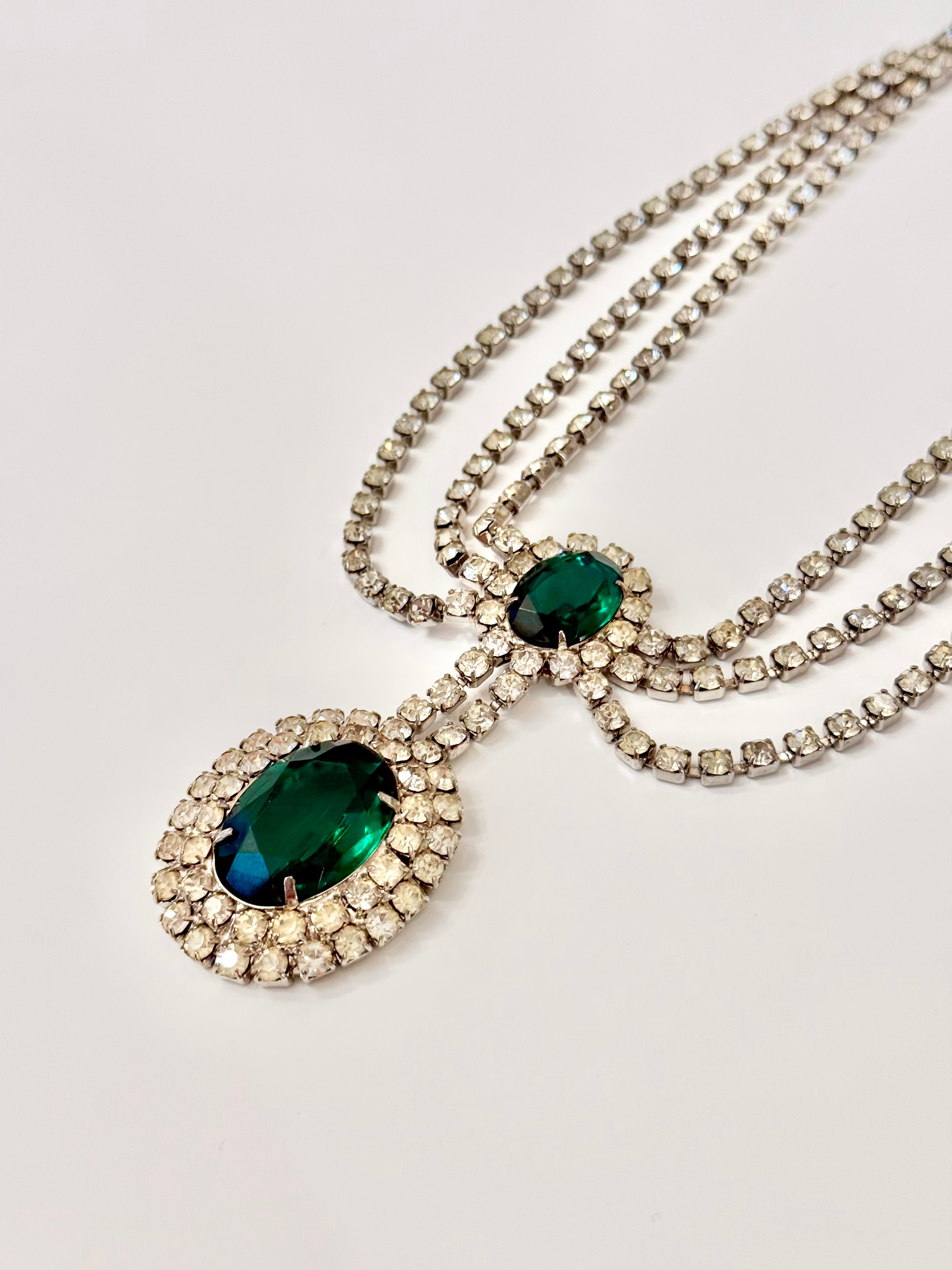 The most divine 1960's emerald glass drop necklace...