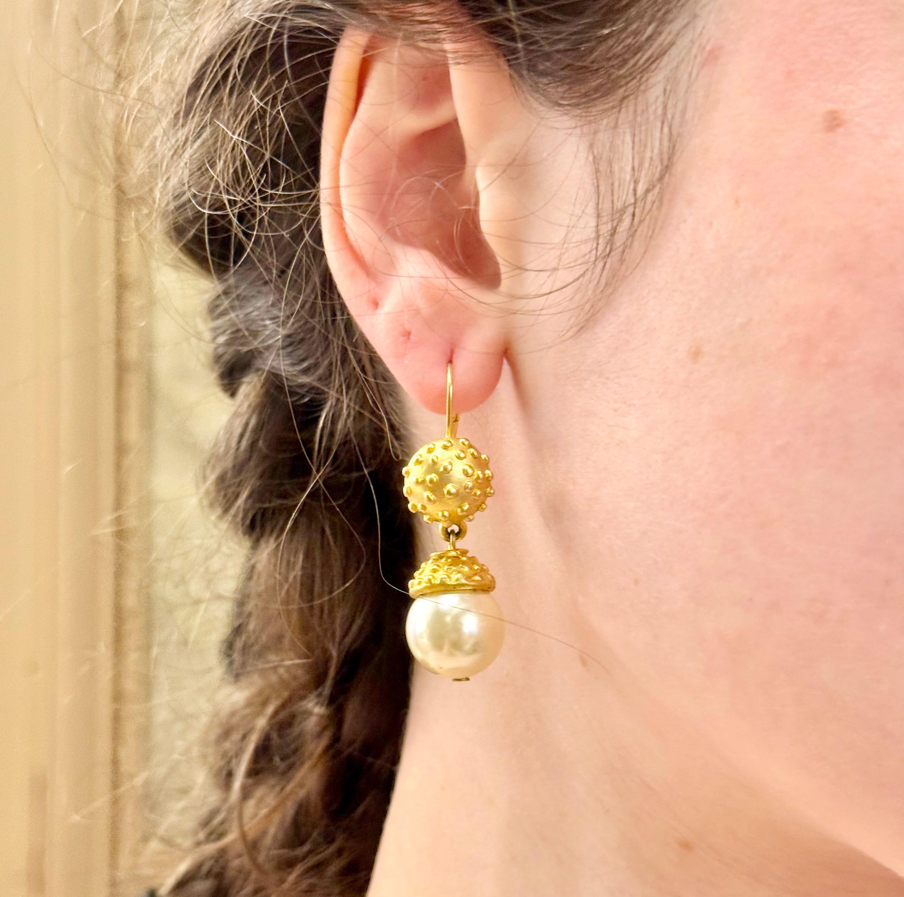 The perfect pearl drop earrings...