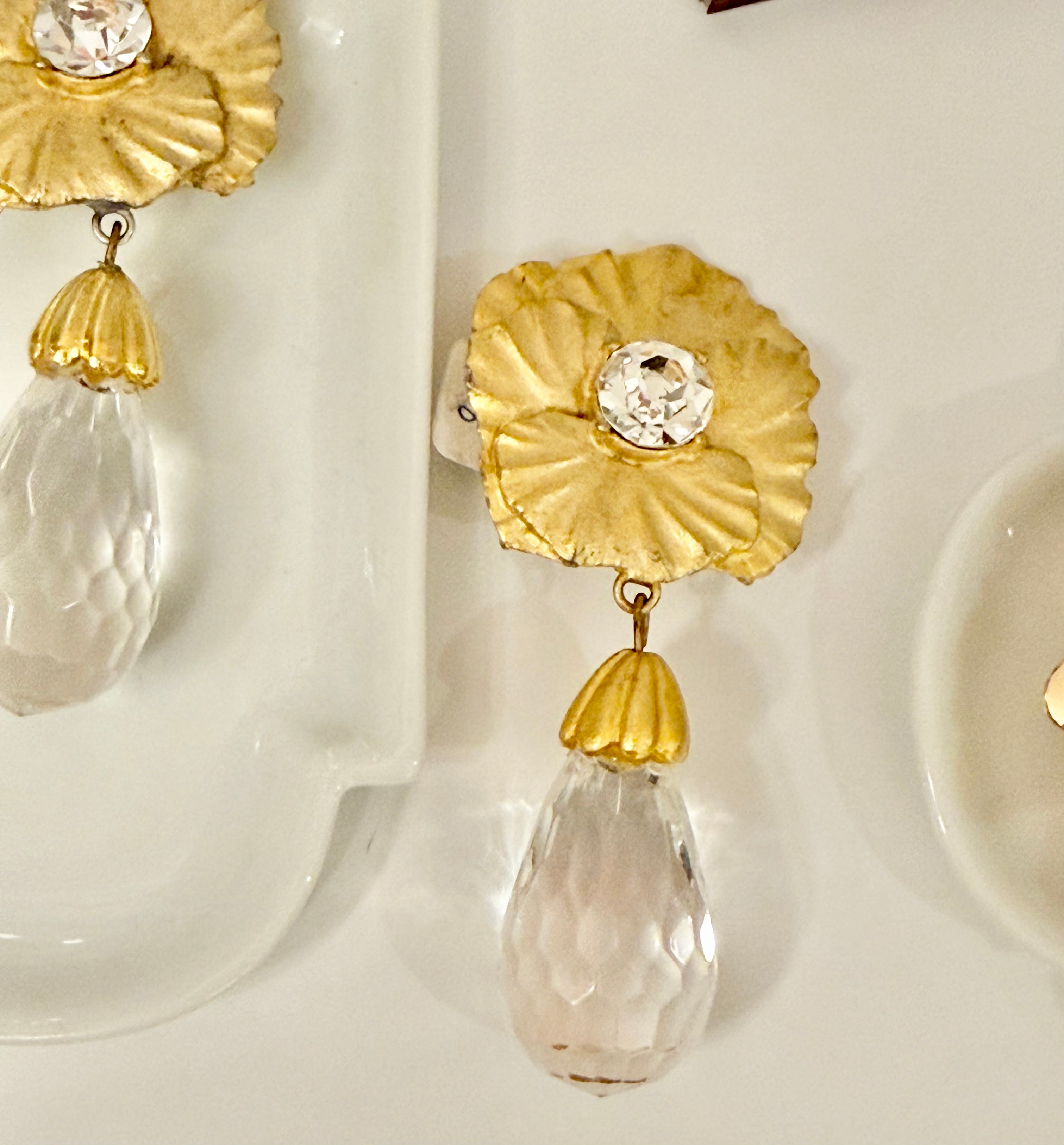 The most divine crystal drop earrings...