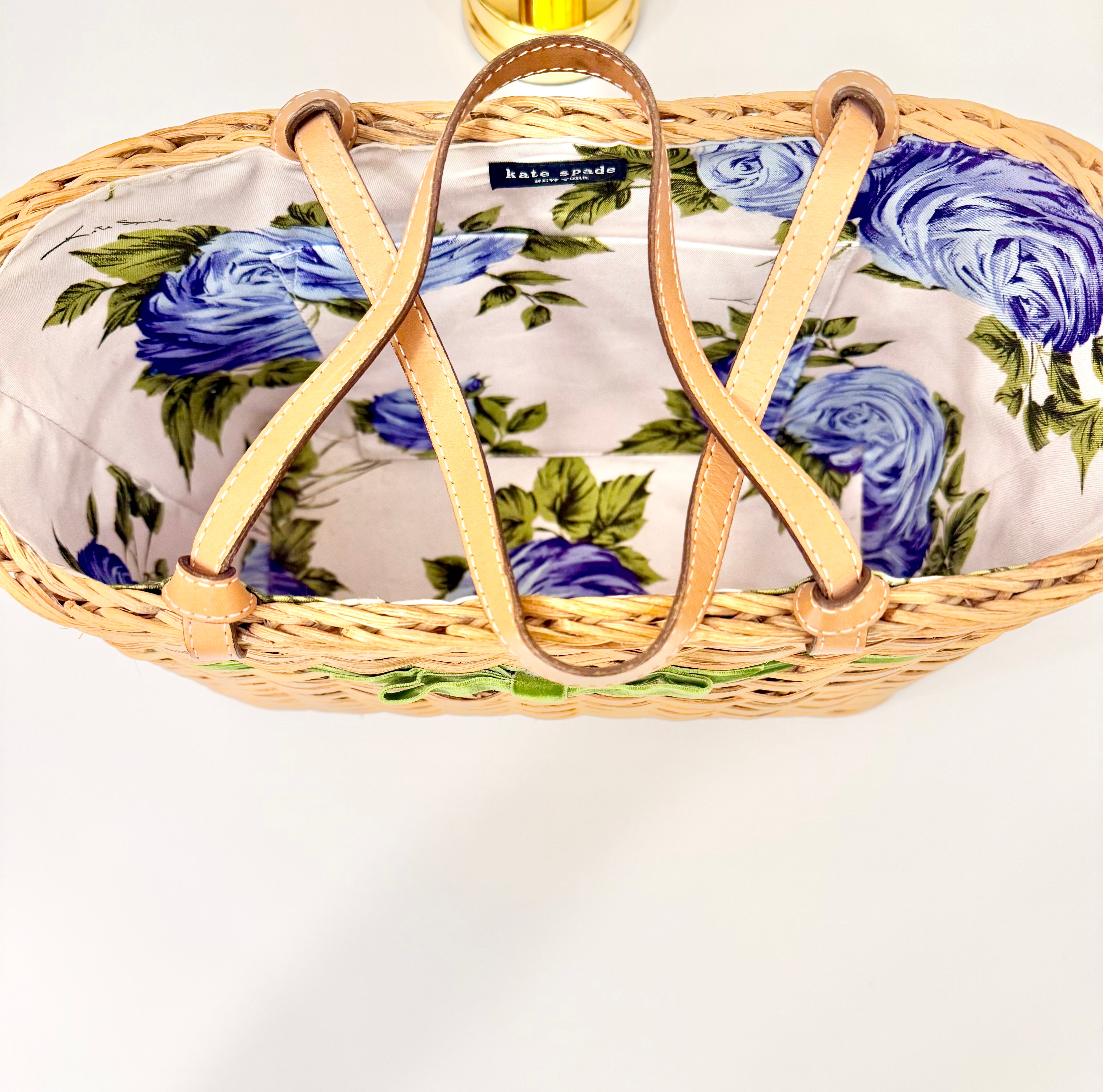 The classy Kate Spade basket bag with a velvet bow!