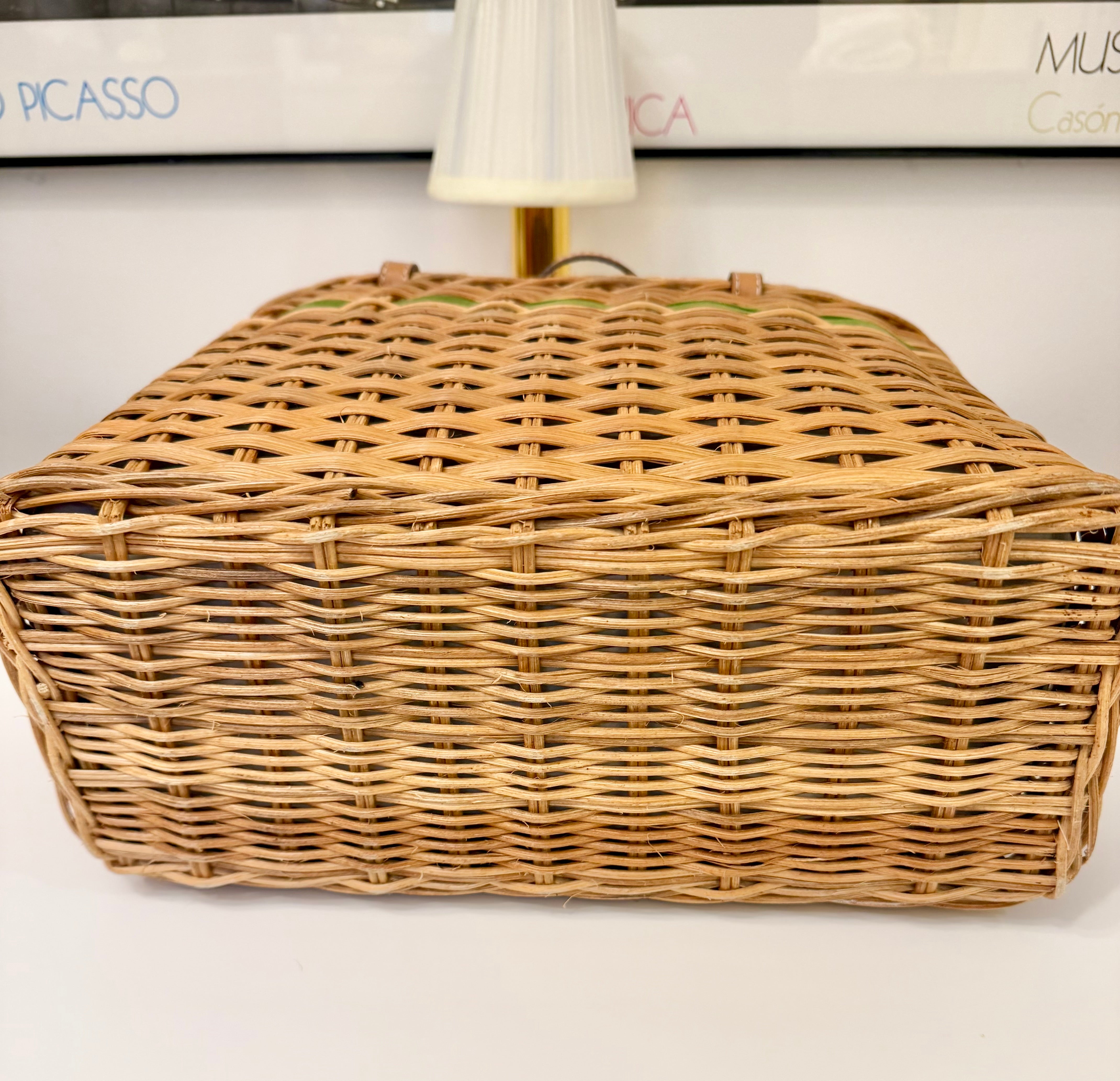 The classy Kate Spade basket bag with a velvet bow!