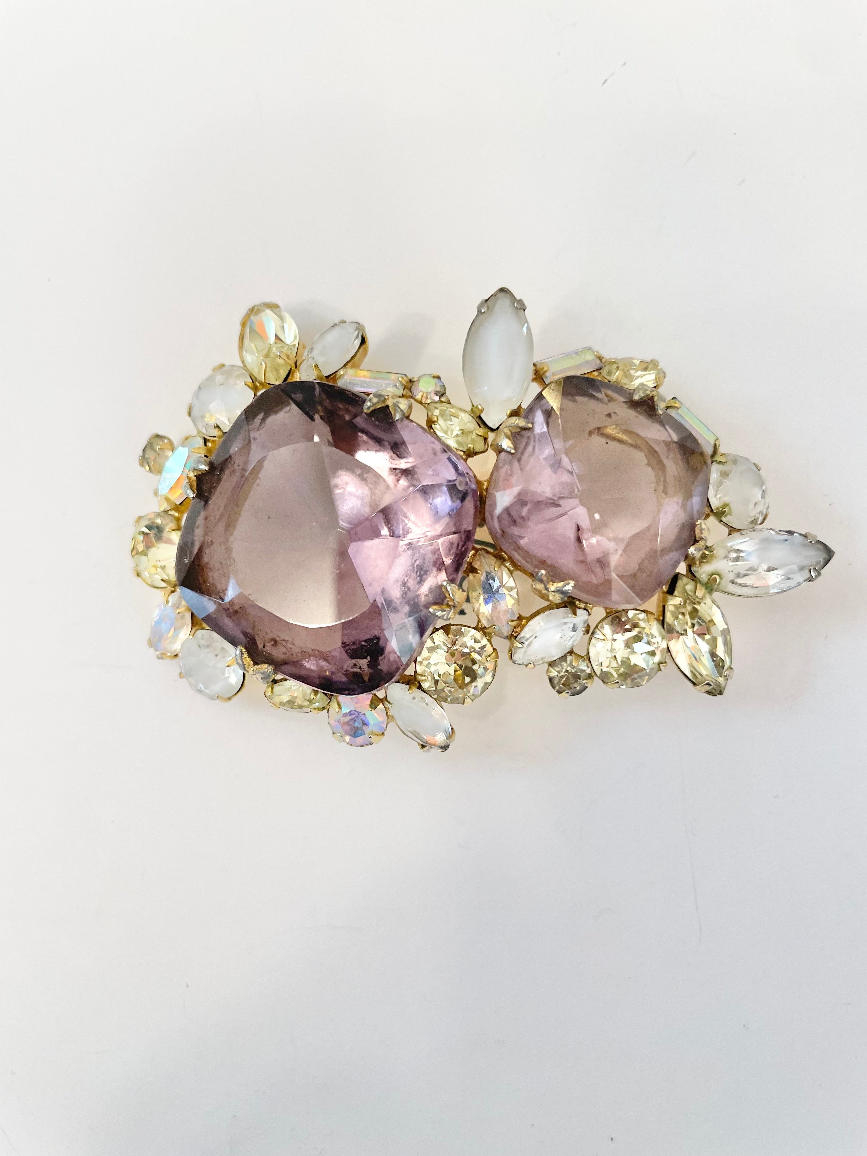 The most divine 1950's amethyst glass stone brooch.... so extraordinary