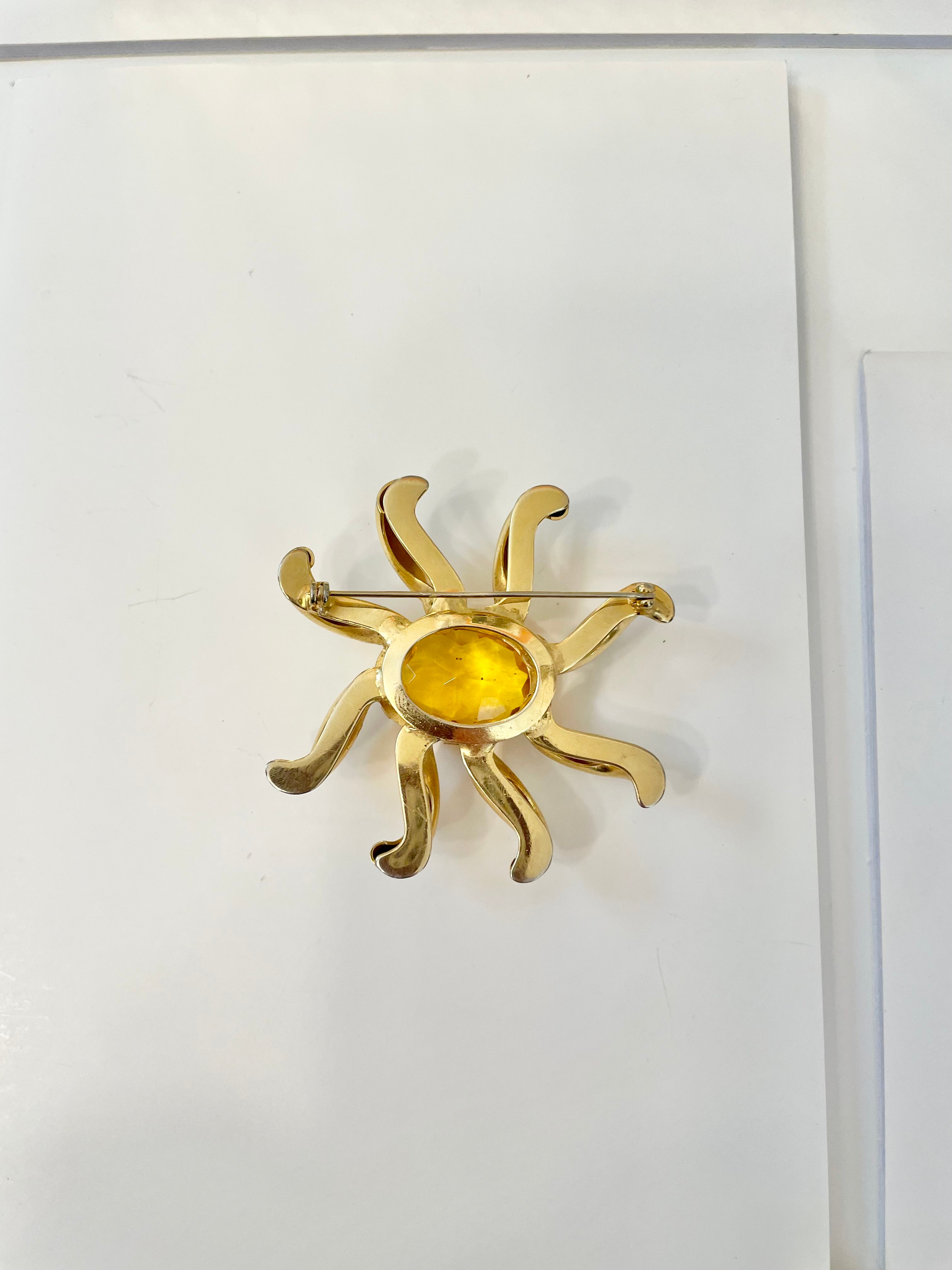 The most divine citrine glass, starburst gold classy brooch...