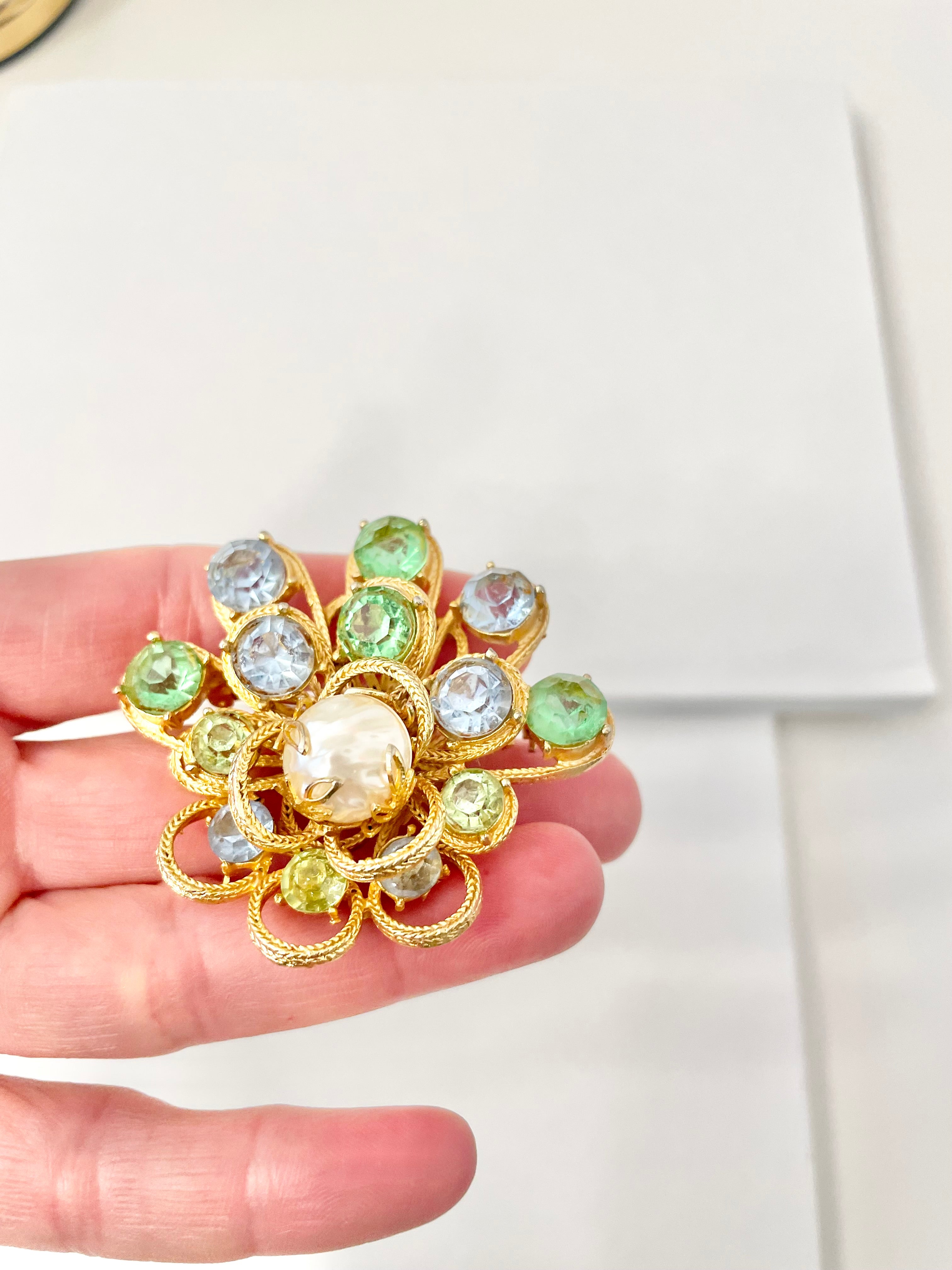 The most beautiful, and feminine soft color palette brooch, so divine.. faux baroque pearl, and a dusting of pastel glass stones... so yummy!