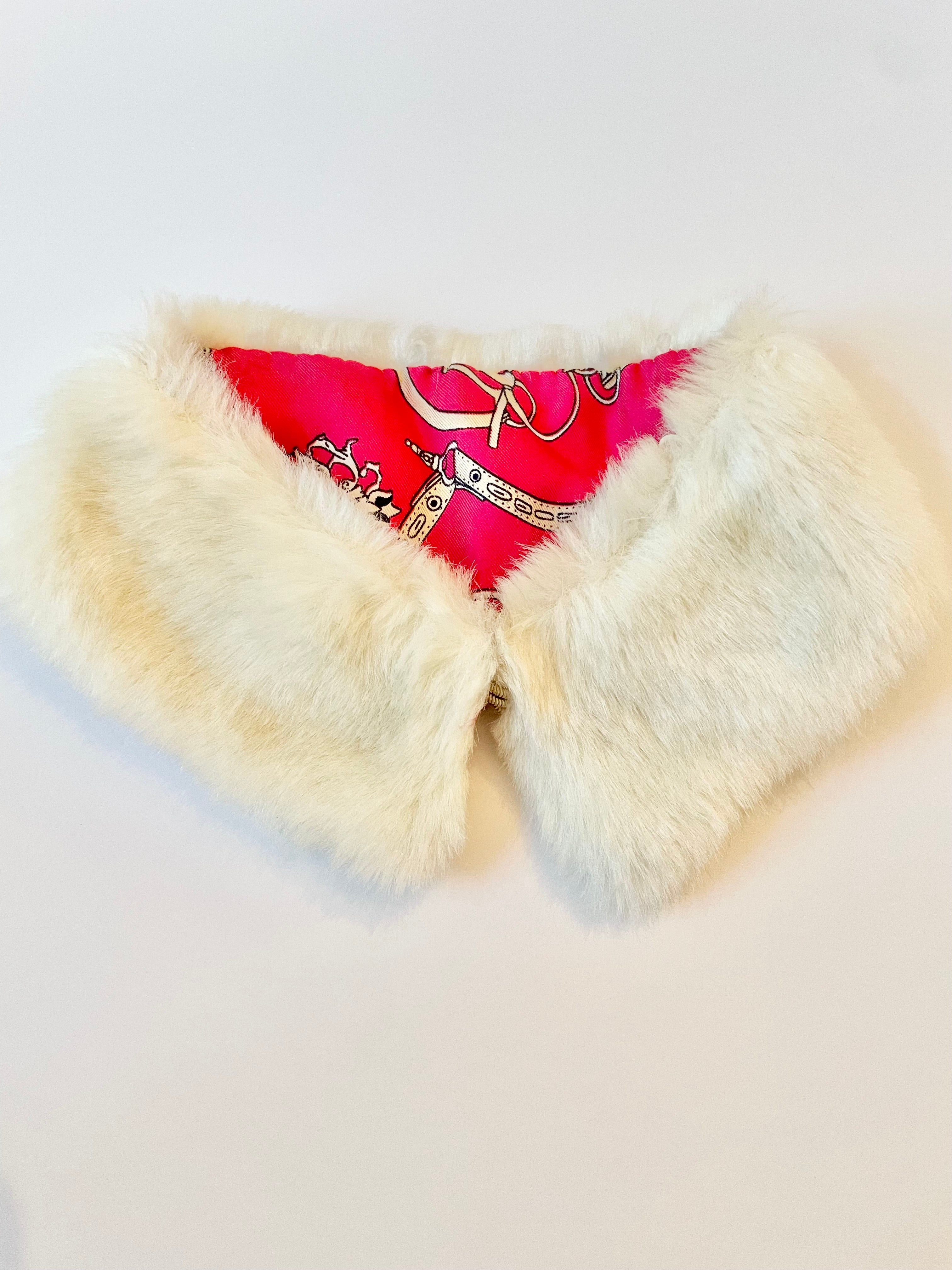 1950's faux blonde fur collar collar lined with Hermes.... so charming