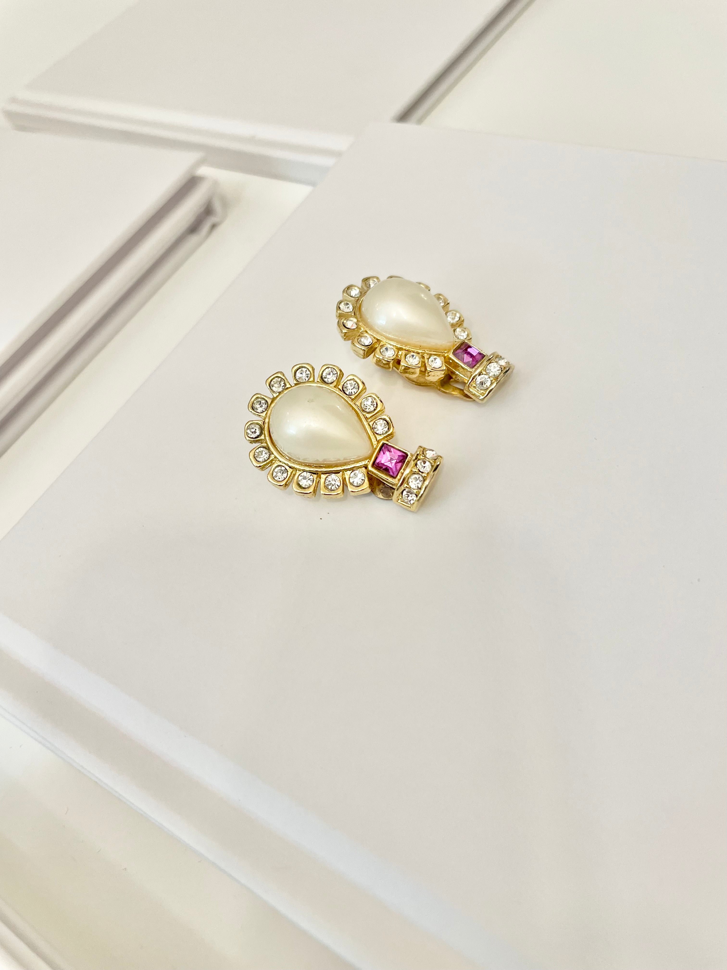 Isn't she charming... she loves a classic pearl earring with a pop of color..these 1980's delights are a true classic.