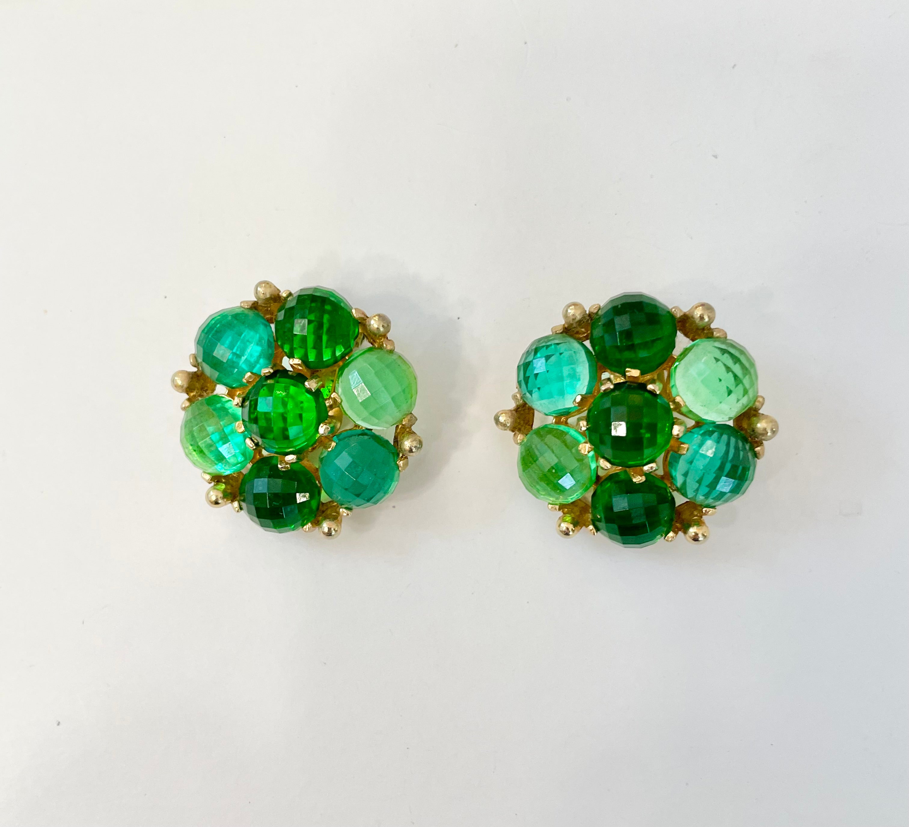 The most divine emerald cluster earrings.... so extraordinary!