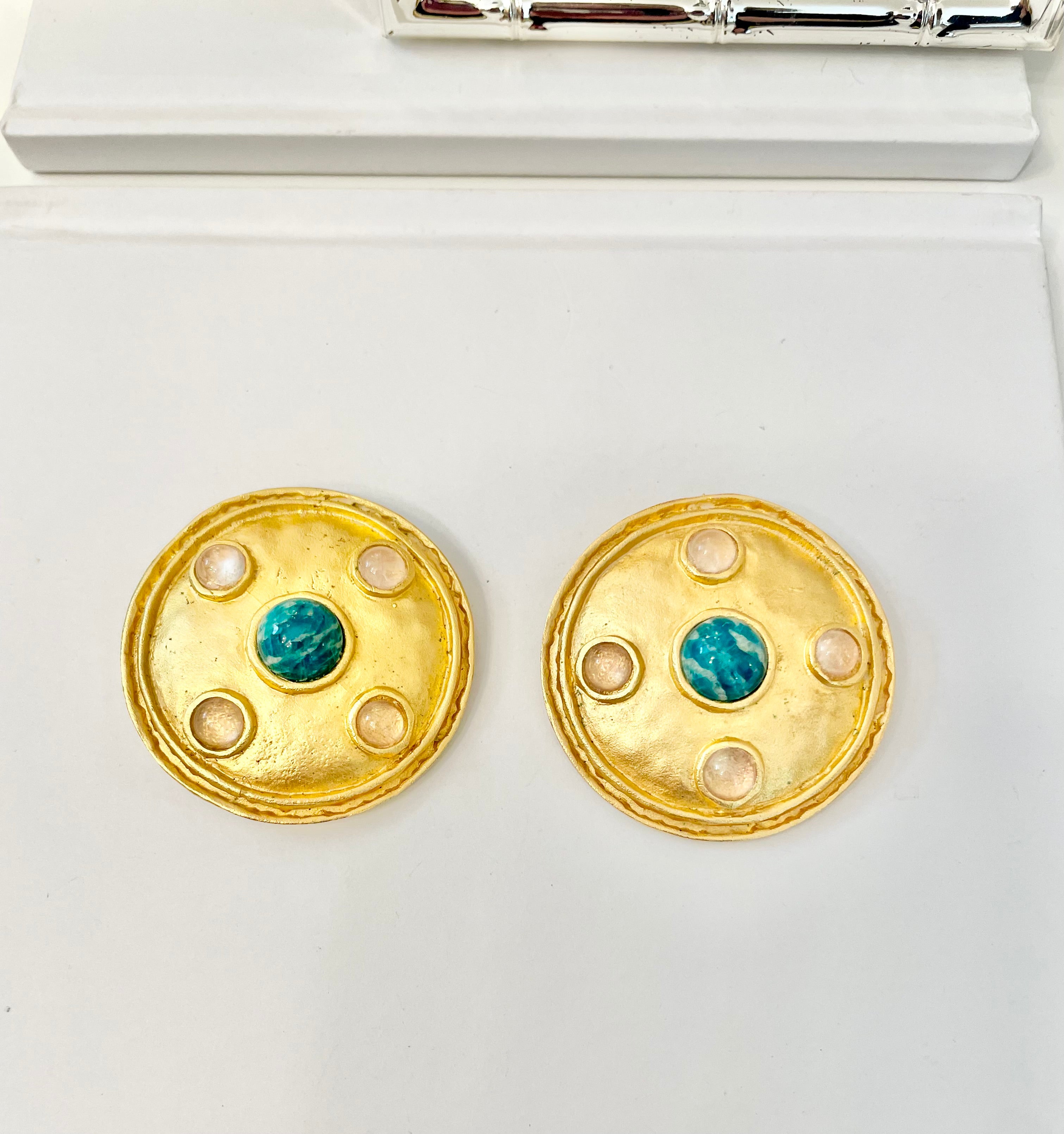 The Socialite and her love affair with the classic gold button earrings! So elegant