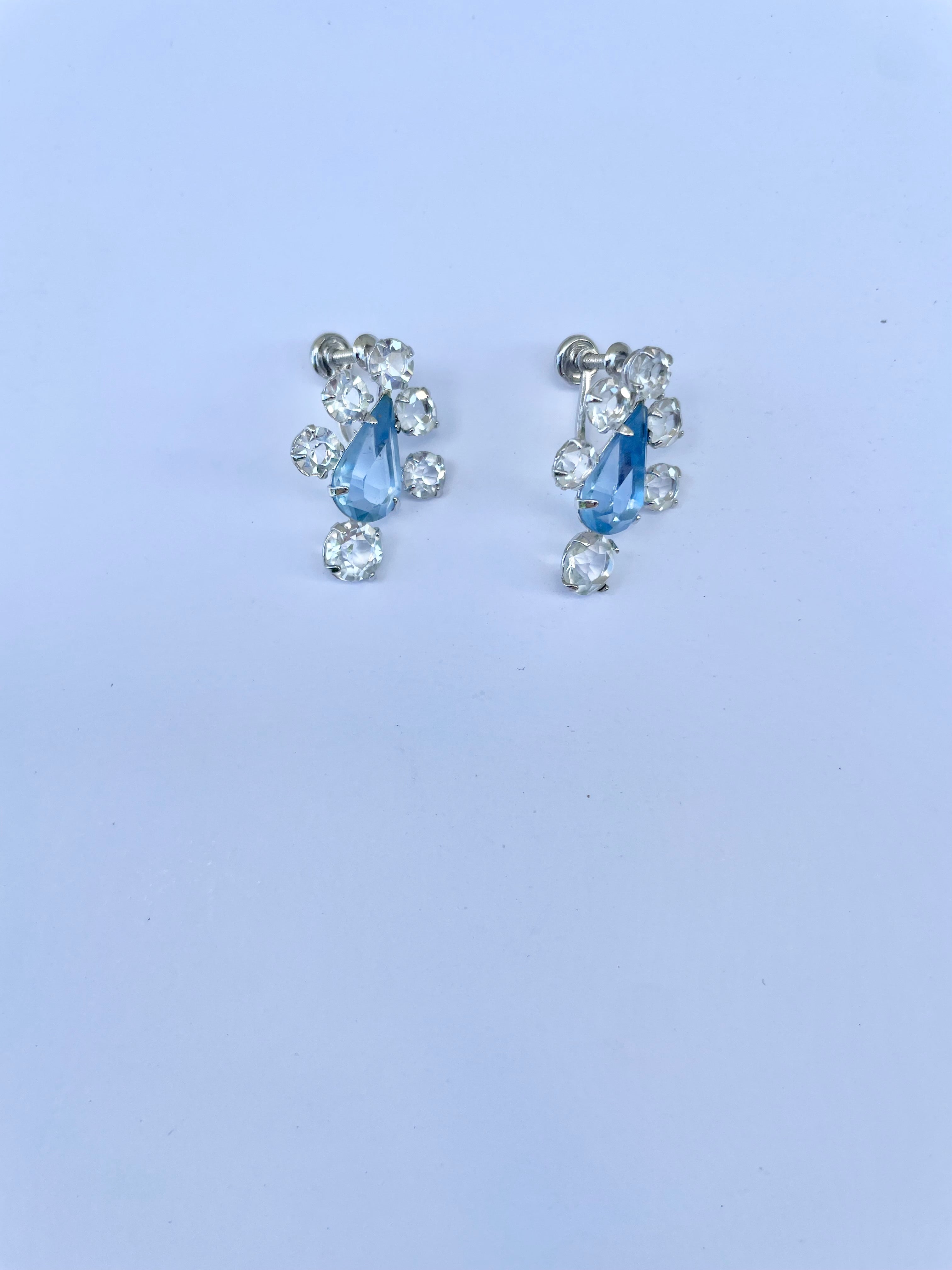 1950's French glass petite screw back stunning blue earrings.... so divine.