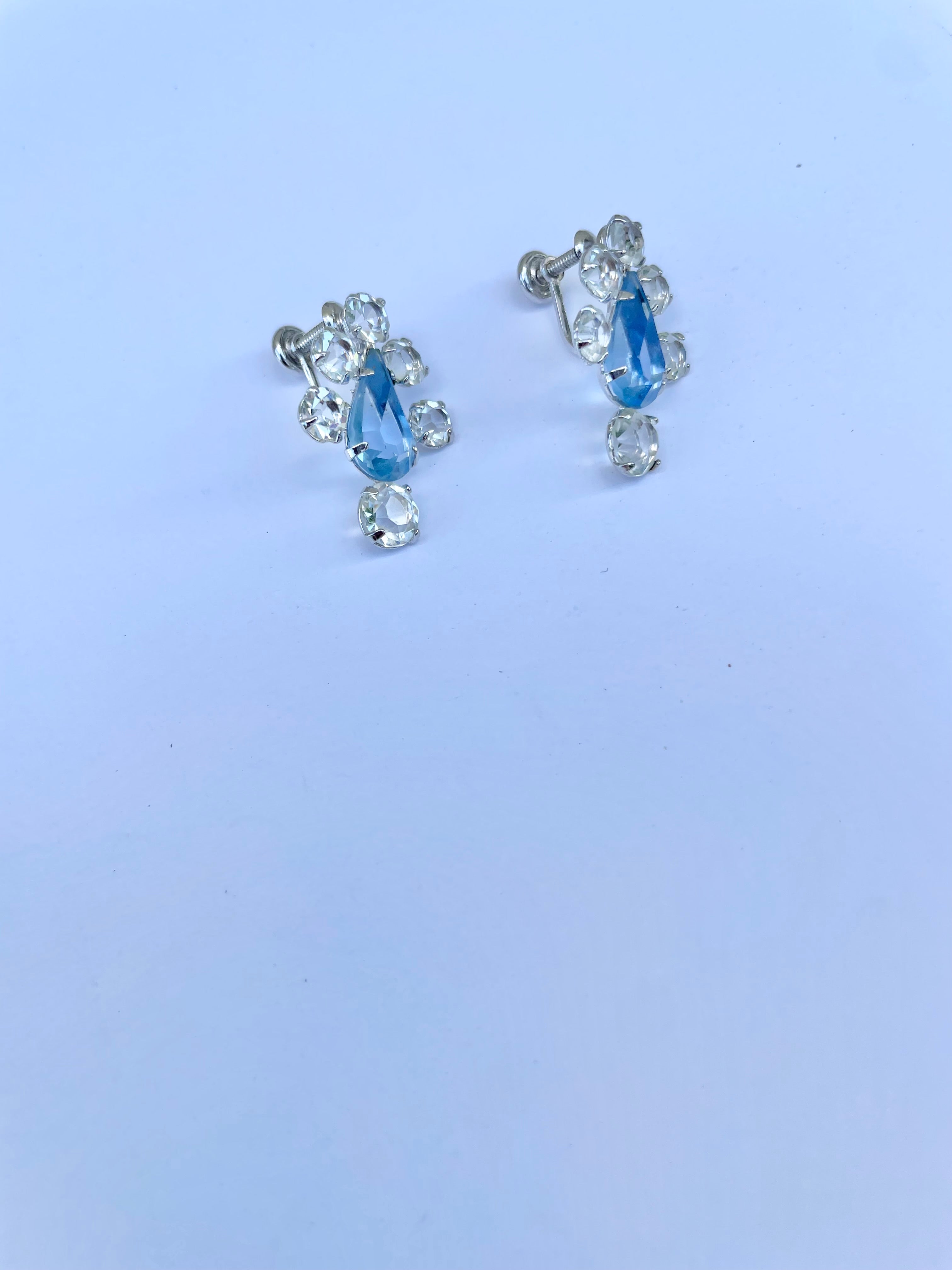 1950's French glass petite screw back stunning blue earrings.... so divine.