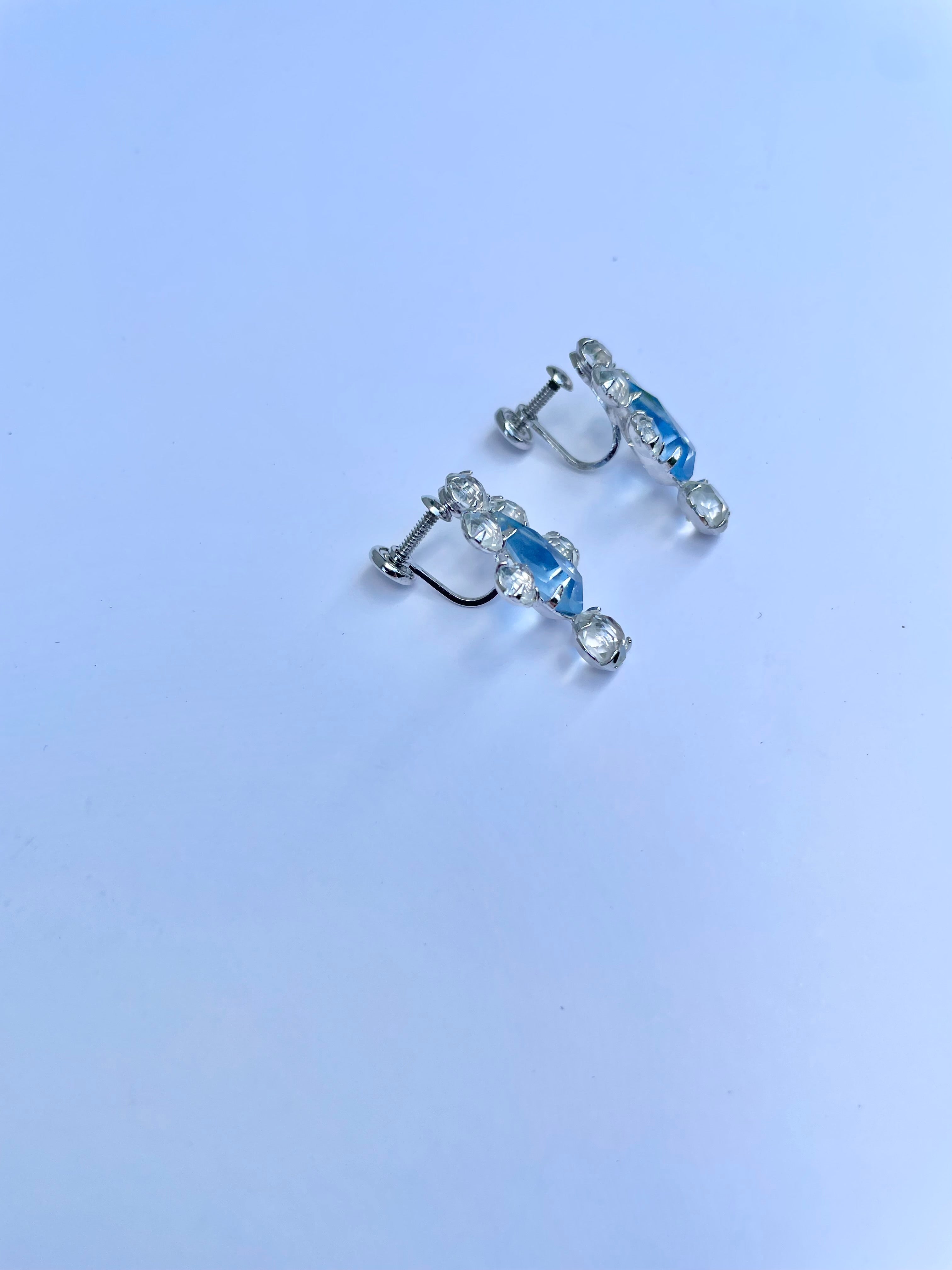 1950's French glass petite screw back stunning blue earrings.... so divine.