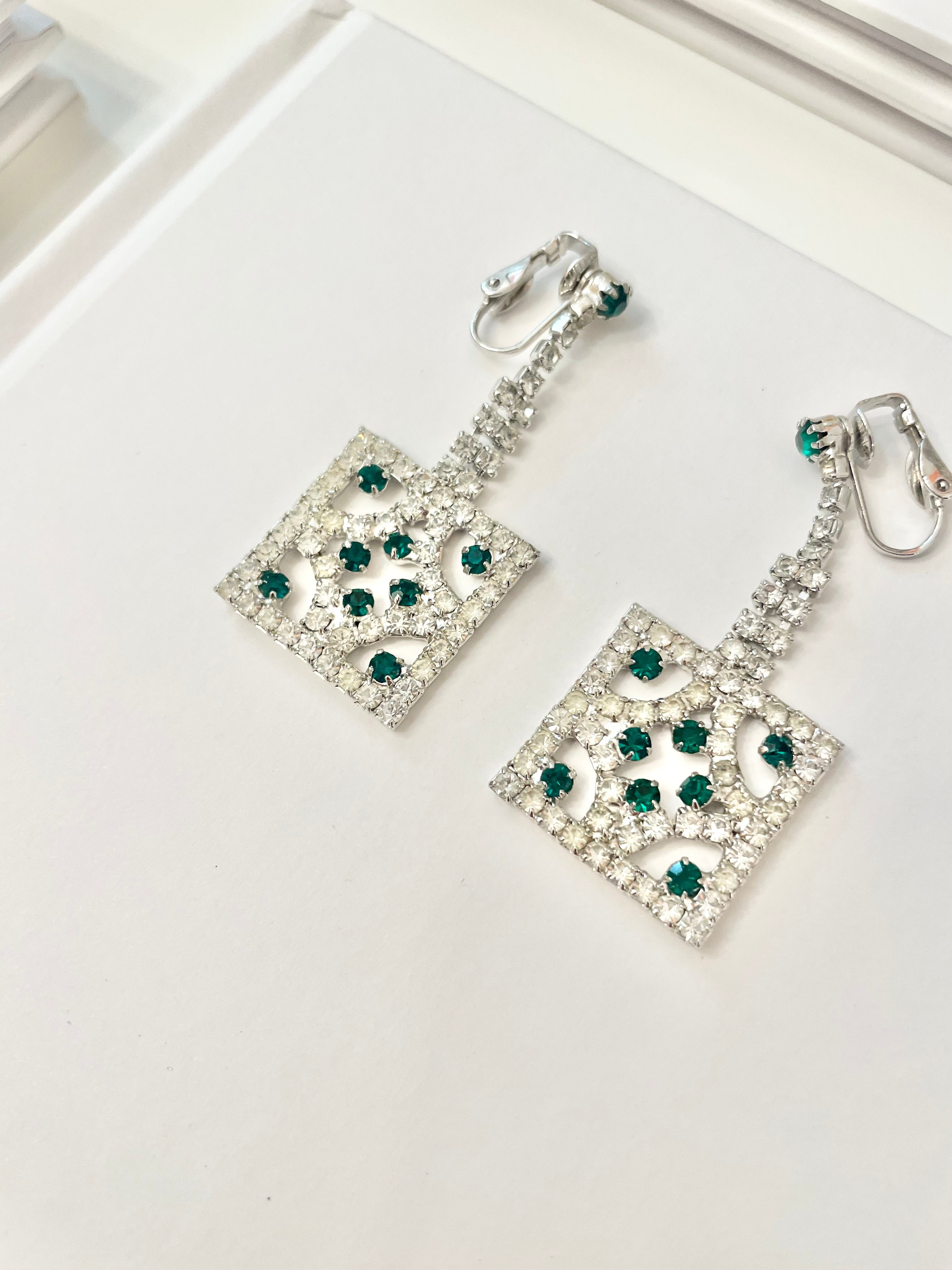 The Heiress and her love of emeralds, and diamonds... These 1960's drop fret work super chic earrings, are any woman's wish! So elegant..