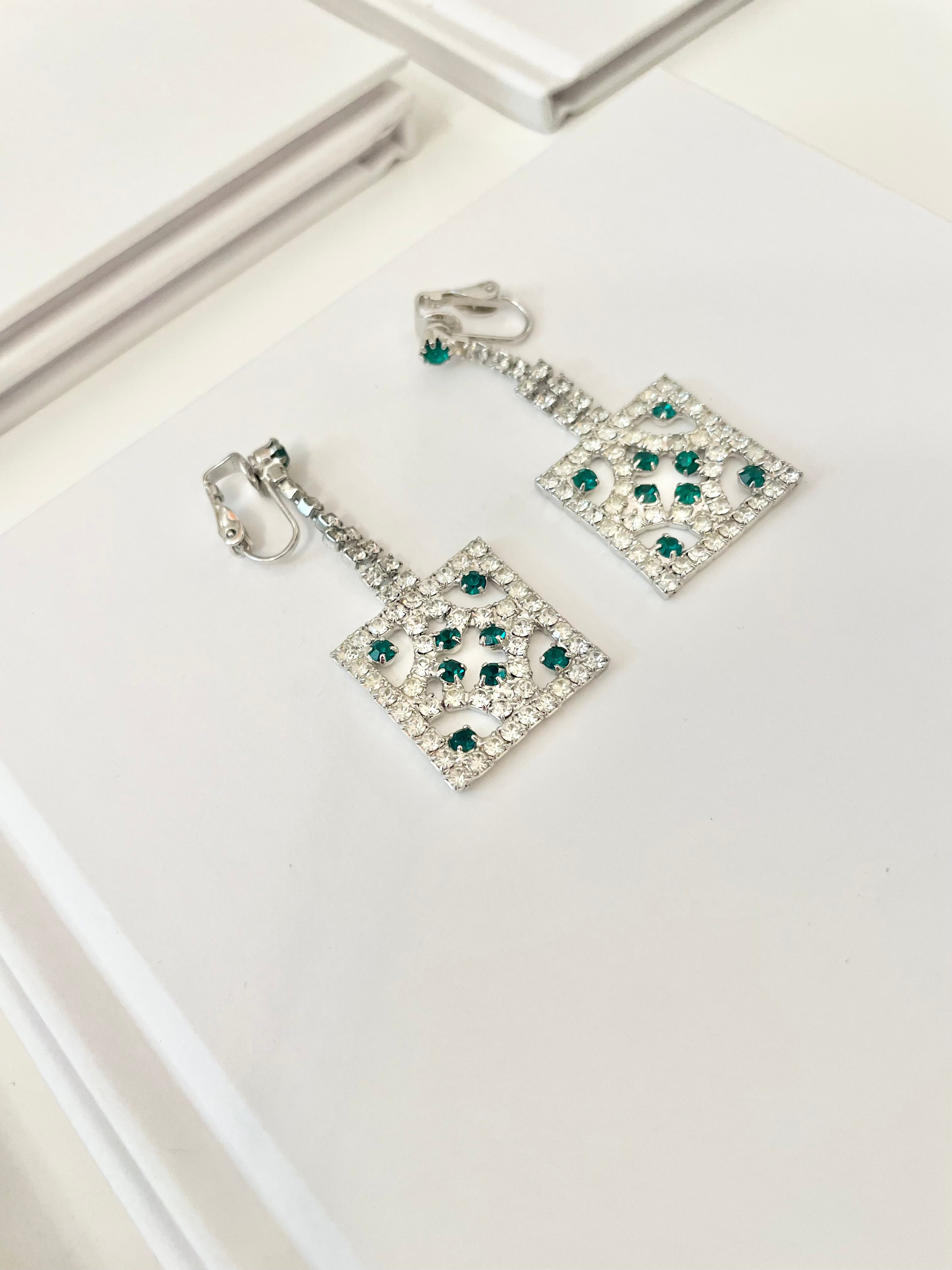 The Heiress and her love of emeralds, and diamonds... These 1960's drop fret work super chic earrings, are any woman's wish! So elegant..